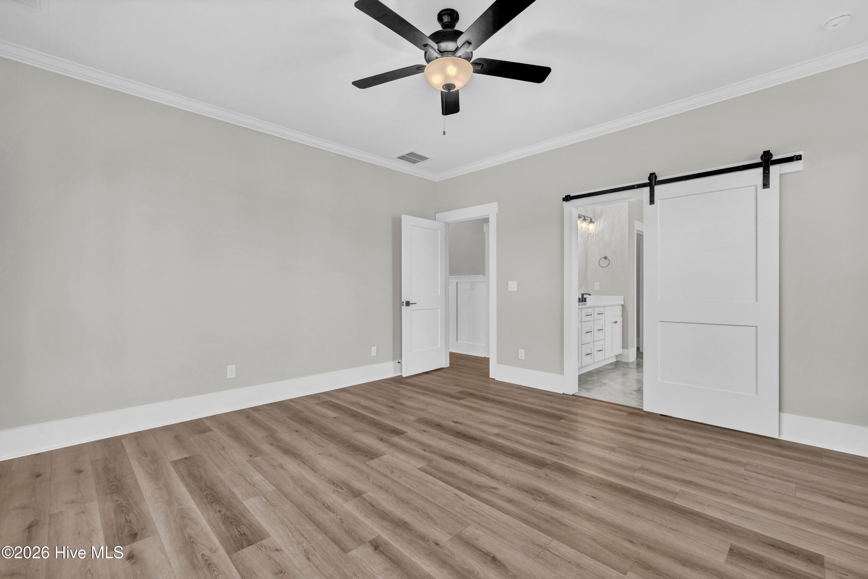 100551987 | Photo 21