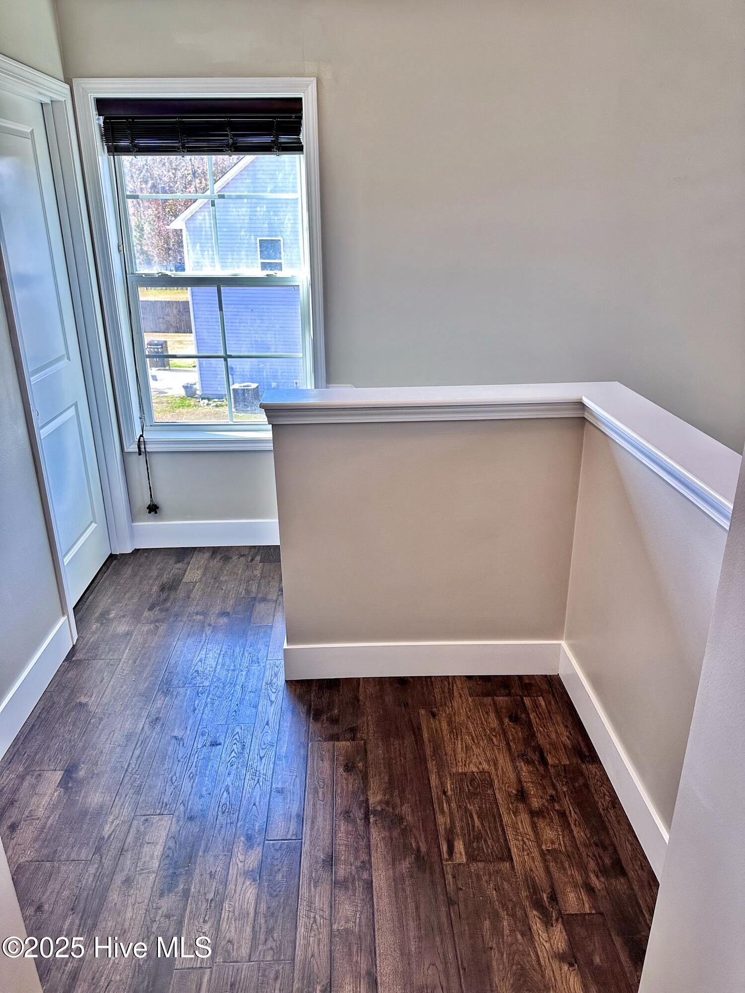 100542600 | Photo 17