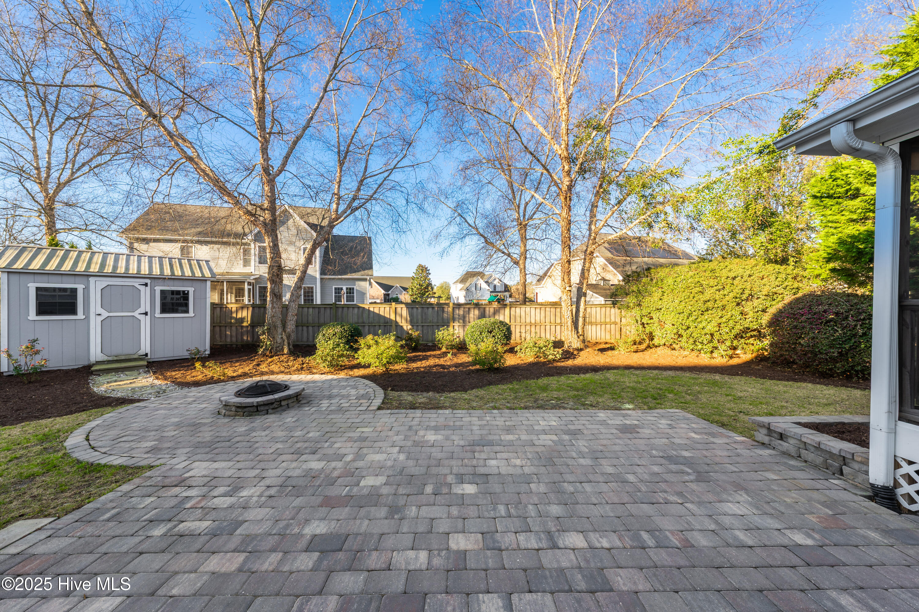 100497692 | Photo 43