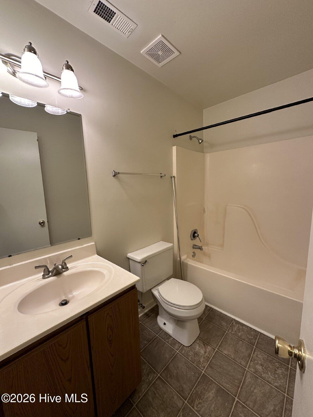 104 Glenside Court,Midway Park