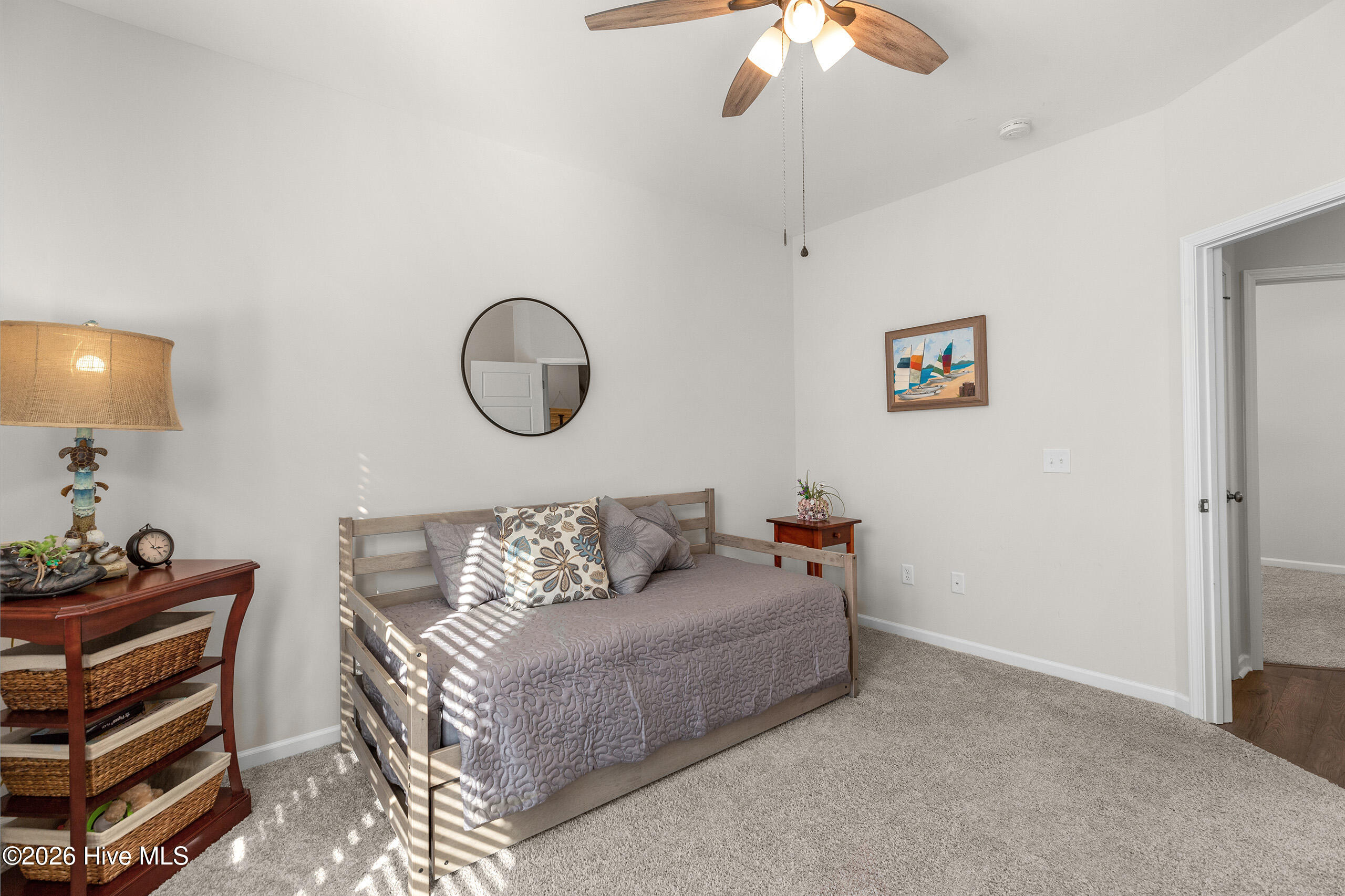 100557607 | Photo 27