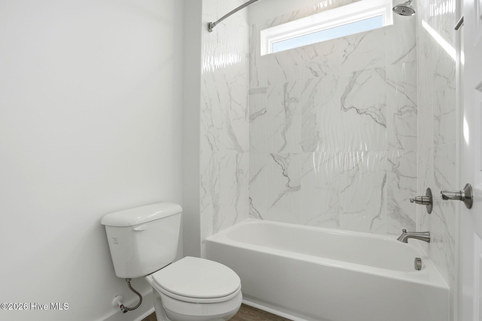 100558491 | Photo 52