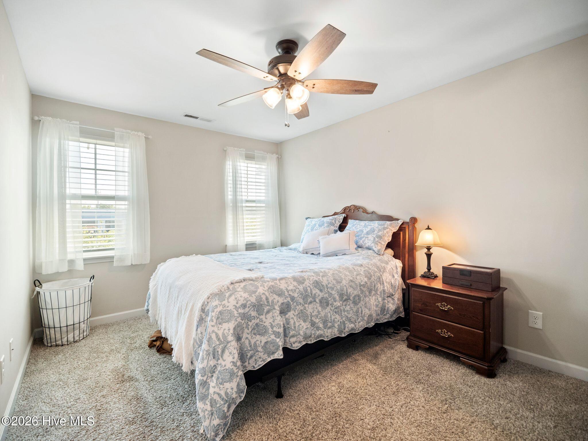 100569954 | Photo 28