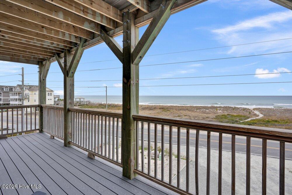 100558535 | Photo 33