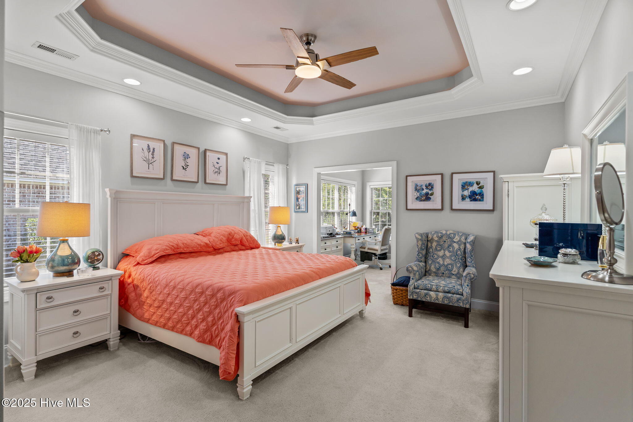 100538493 | Photo 19