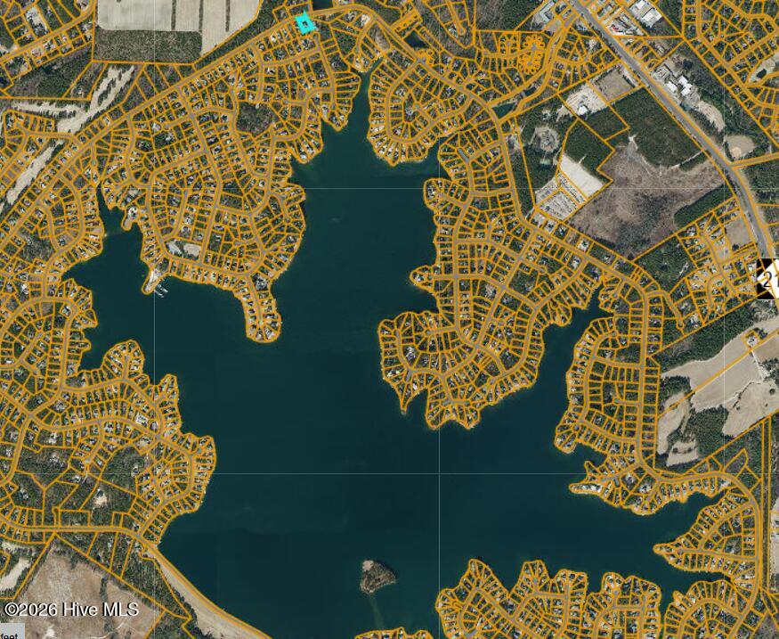 Overhead view of Seven Lakes West community
