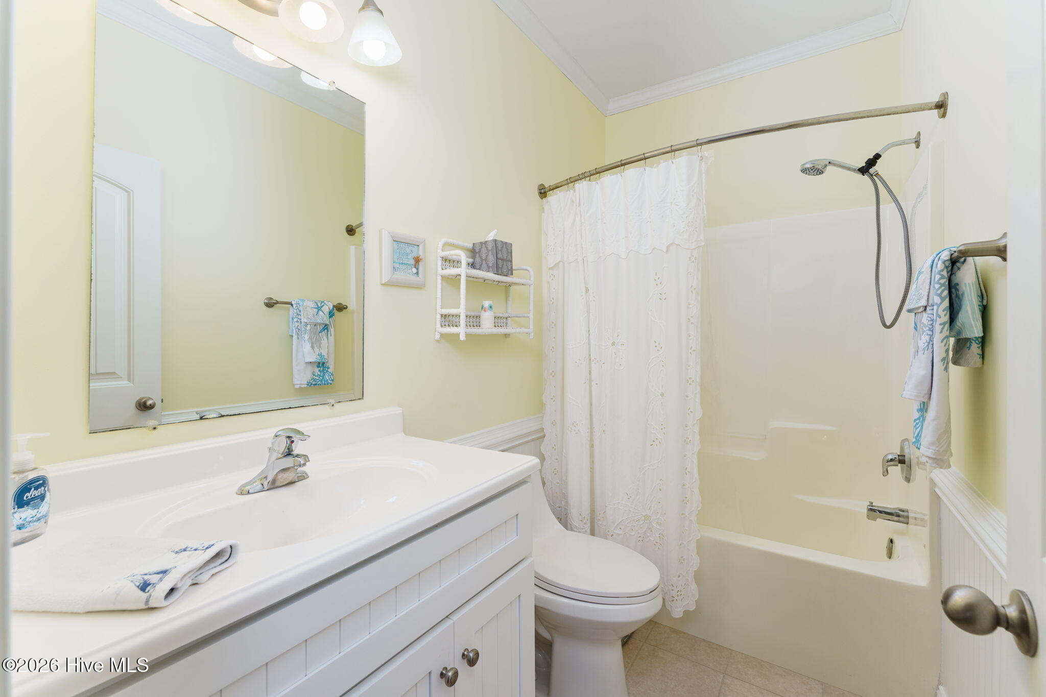 100564241 | Photo 28