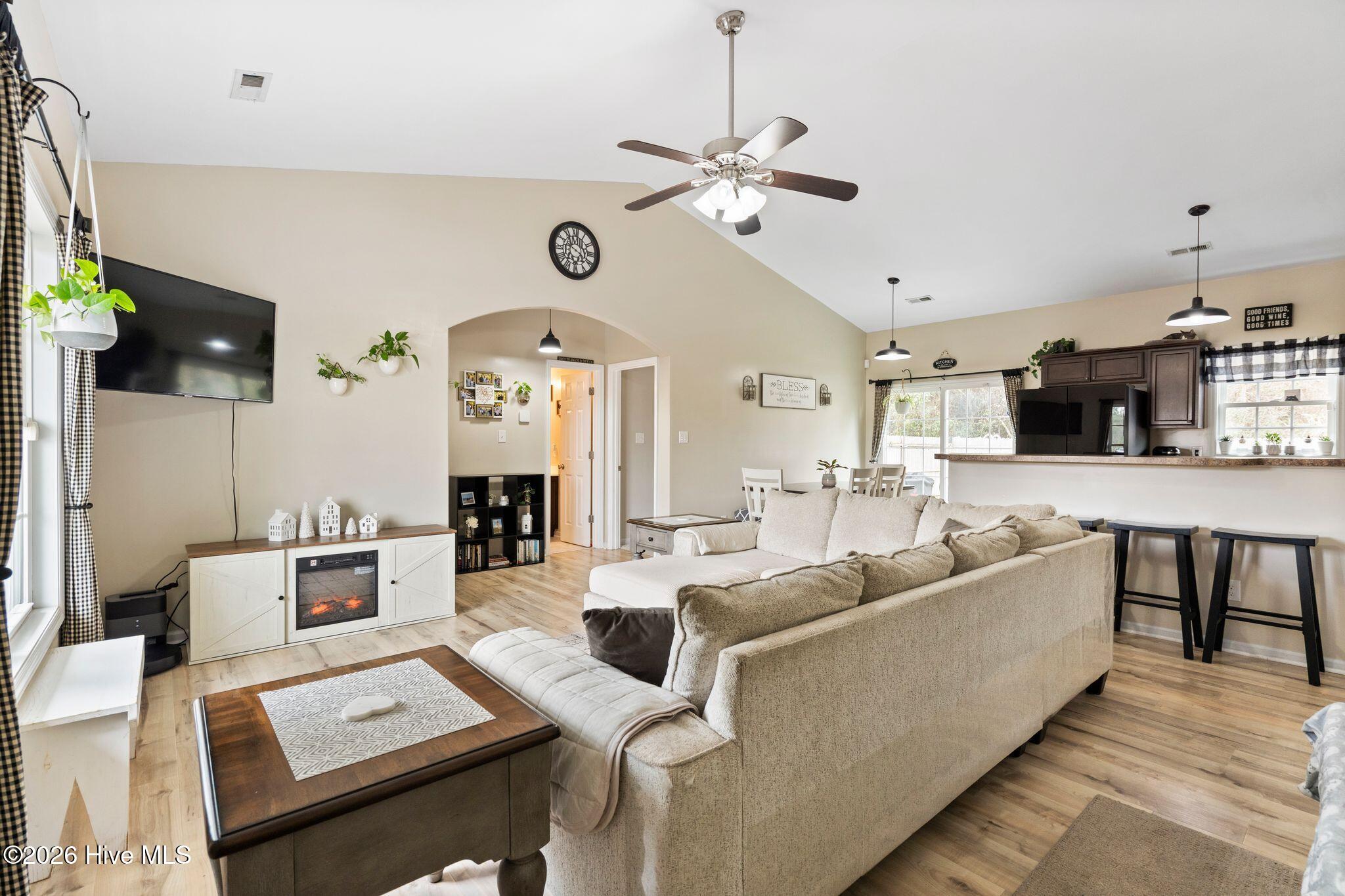 104 Lilac Lane, Richlands, NC, 28574