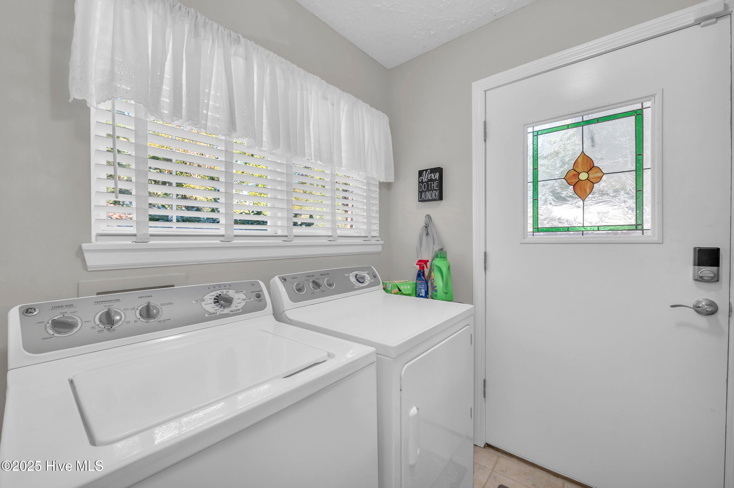 100538752 | Photo 28