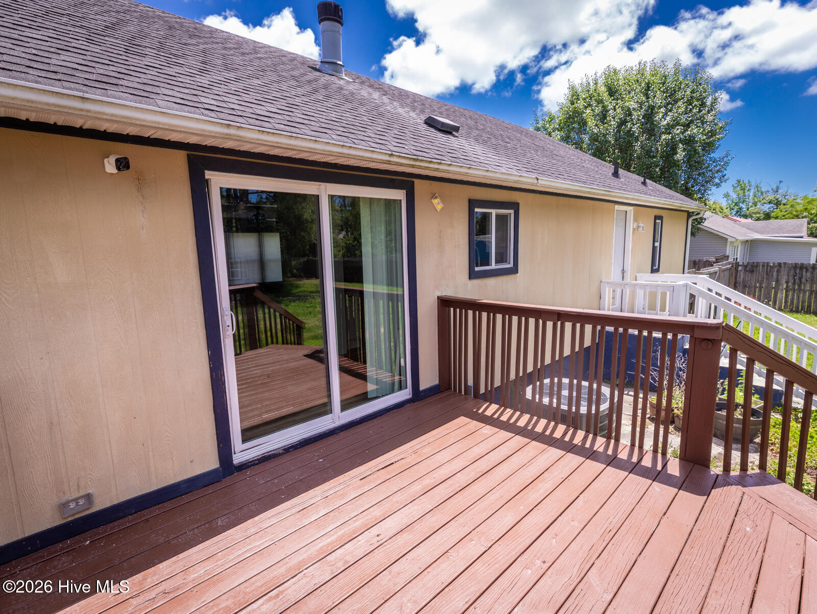 299 Riggs Road,Hubert