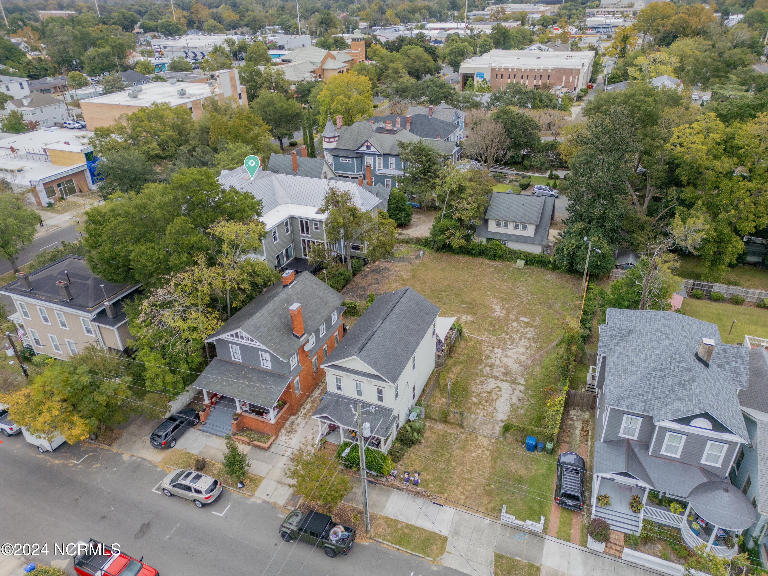 100472145 | Photo 62