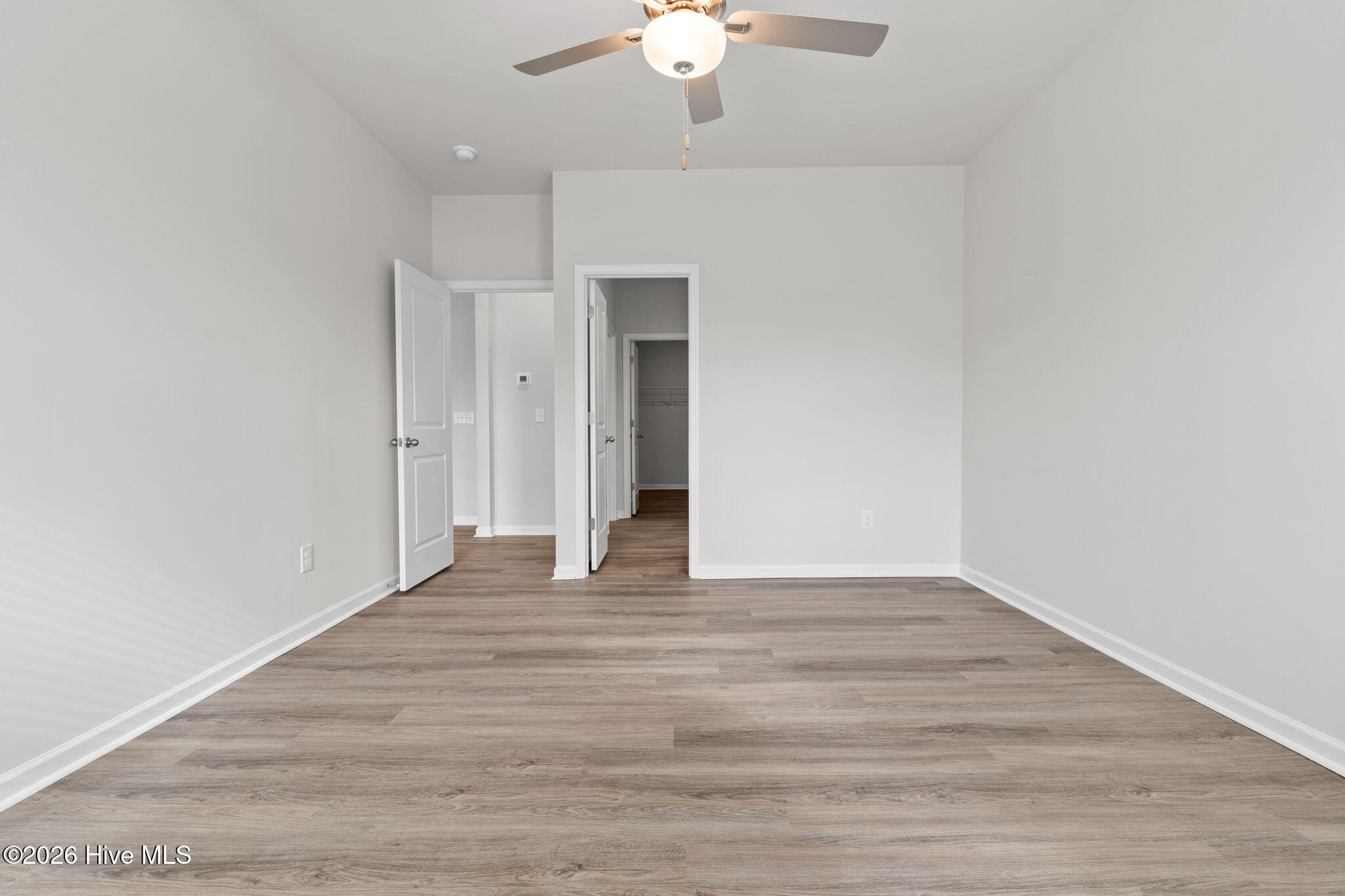 100546635 | Photo 13