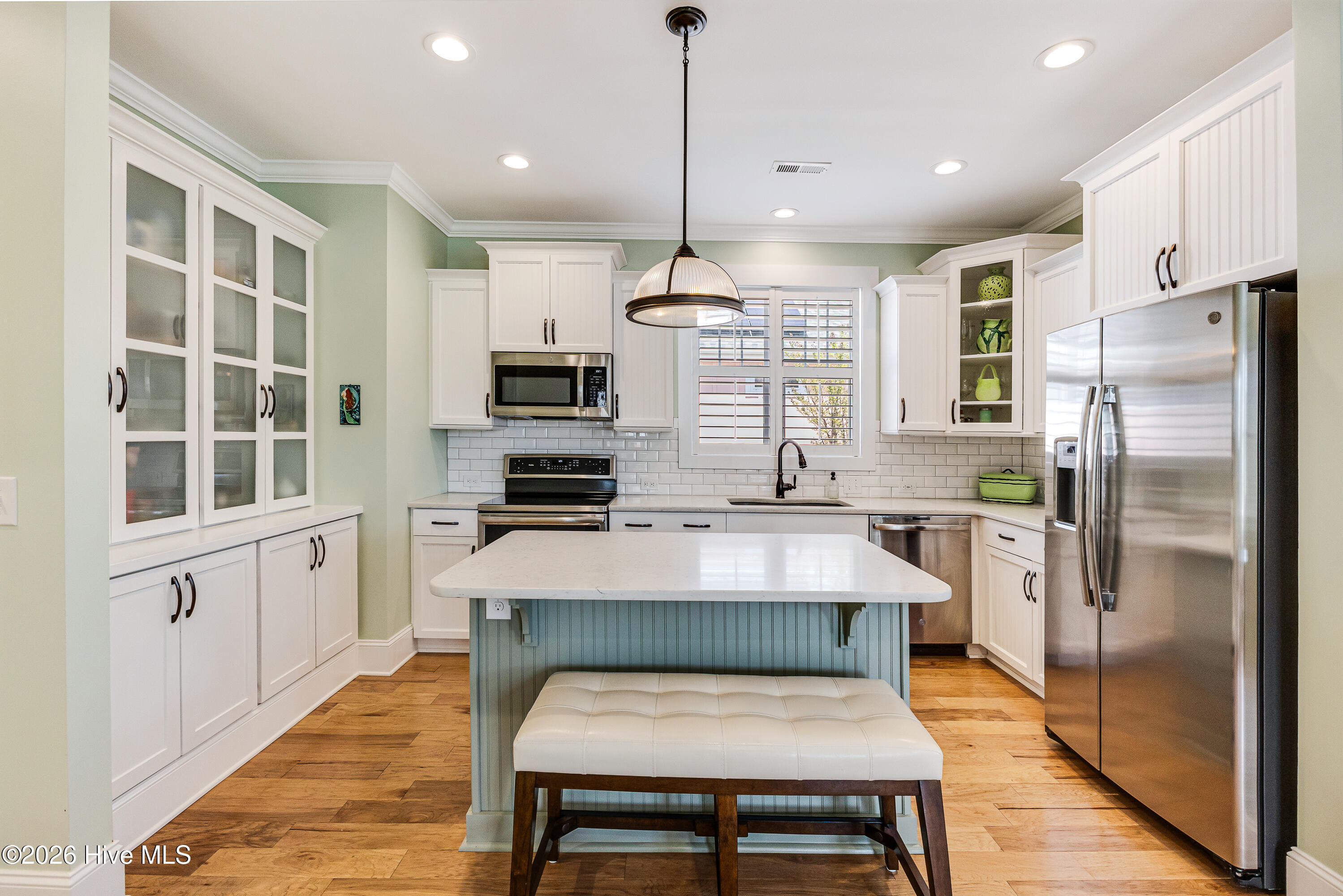 100564623 | Photo 10