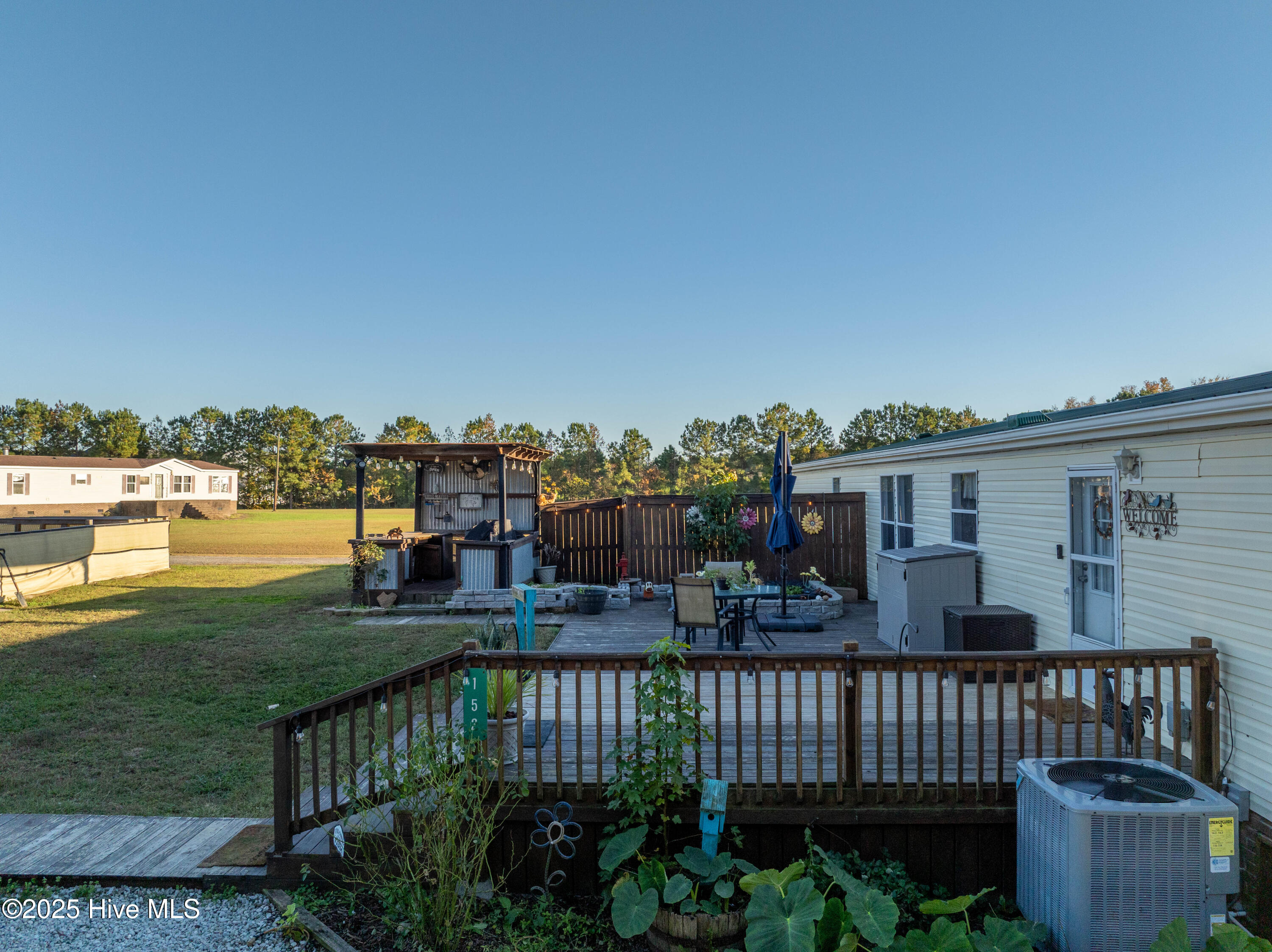 100539852 | Photo 28