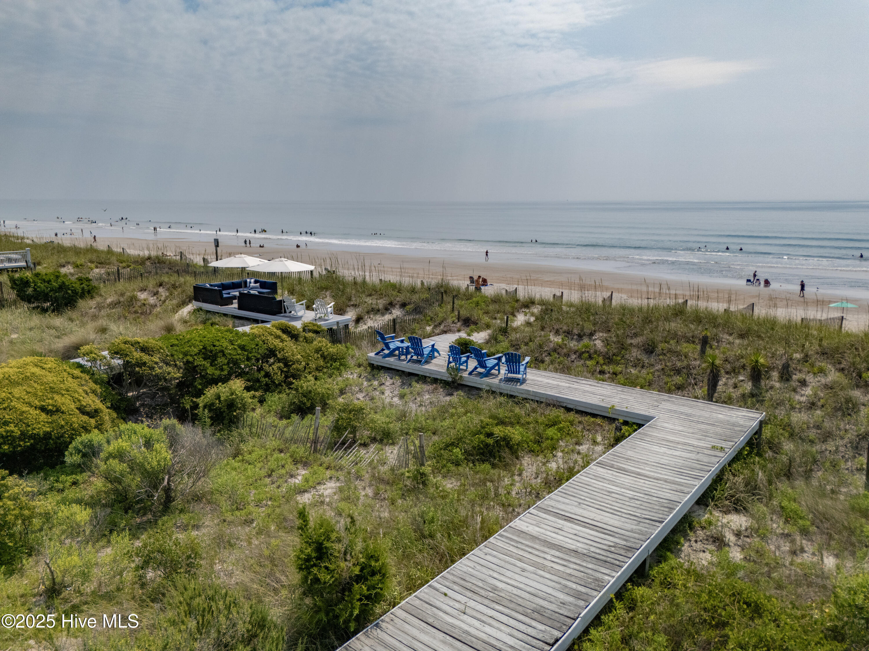 100515880 | Photo 41