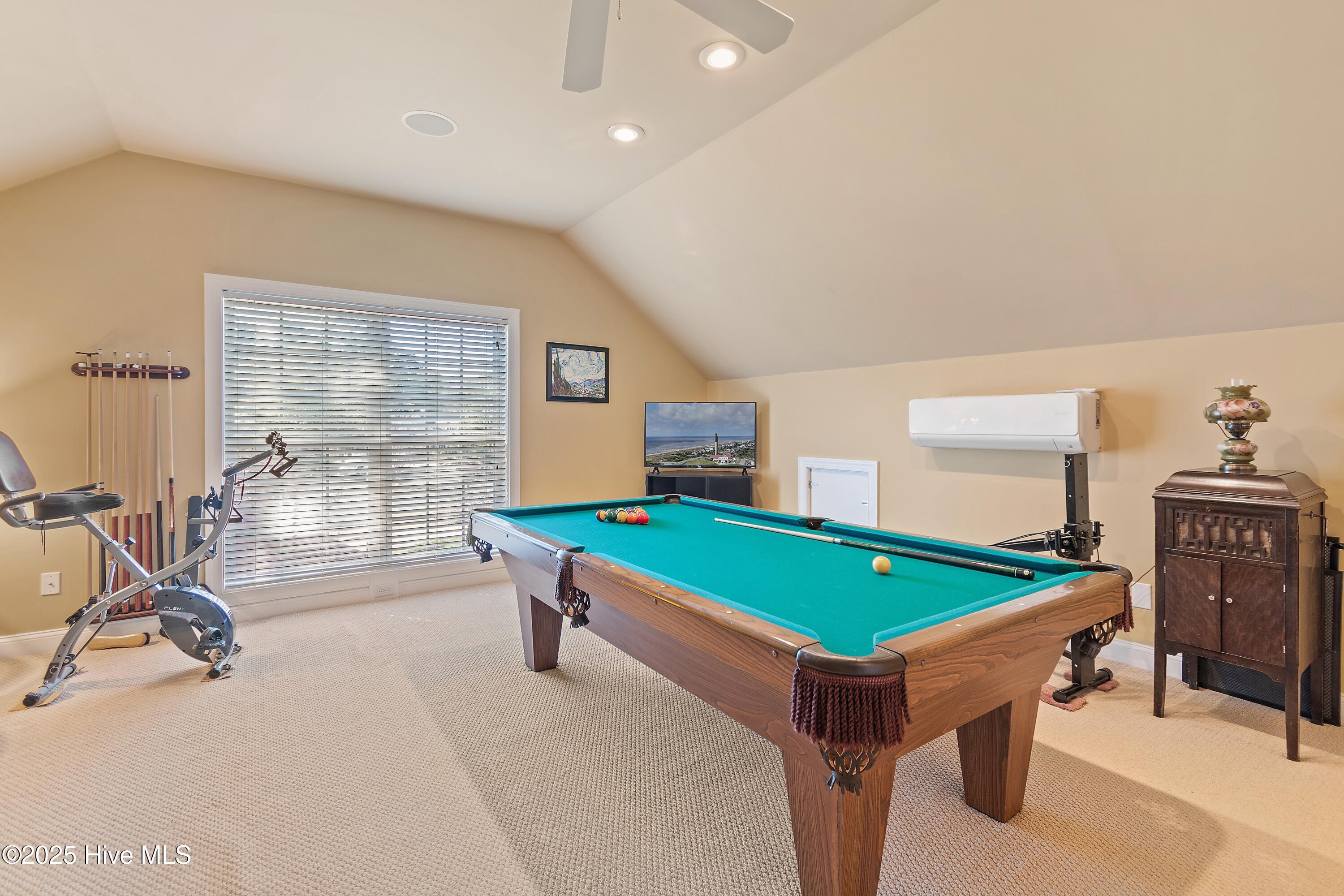 100479094 | Photo 48