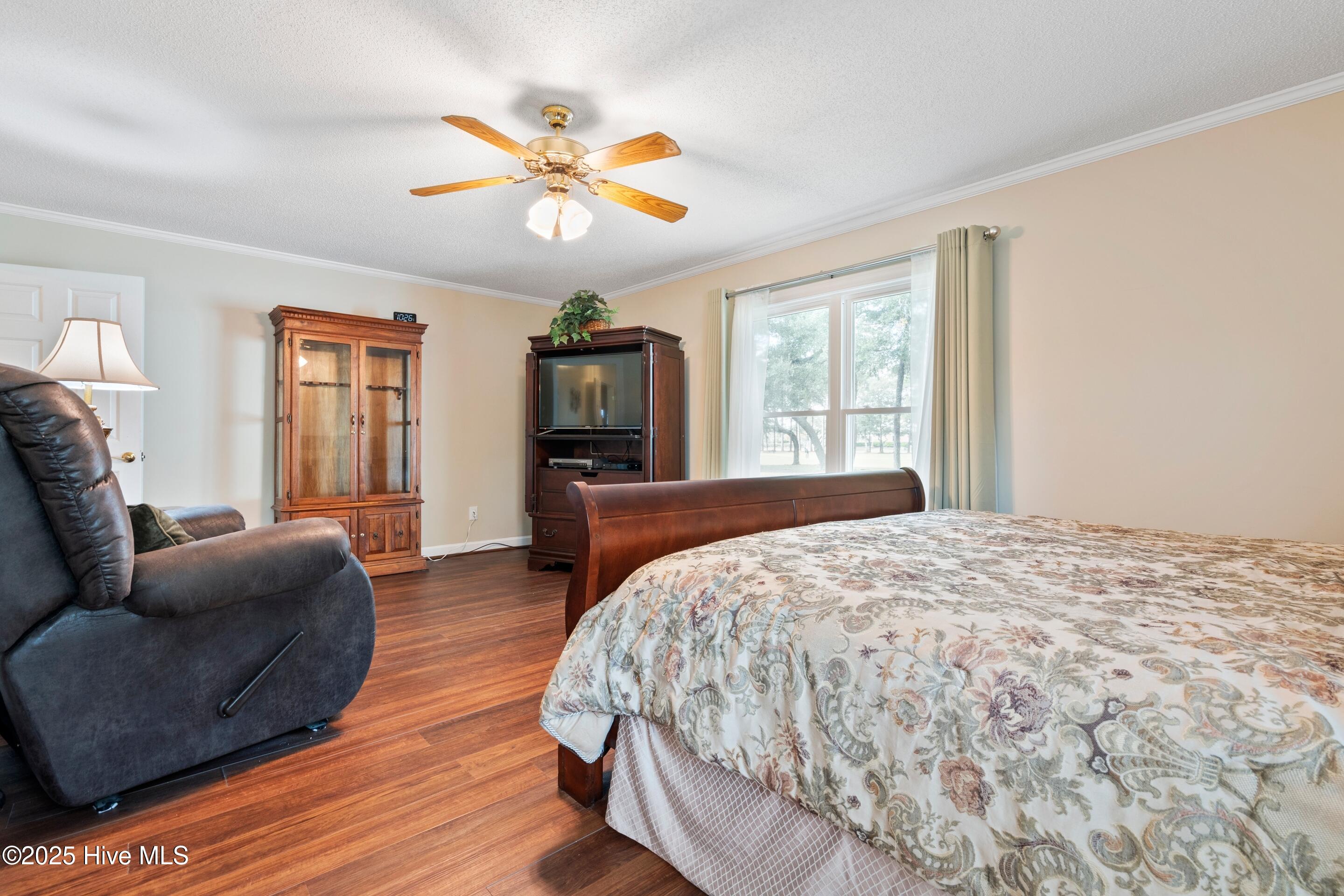 100539788 | Photo 18