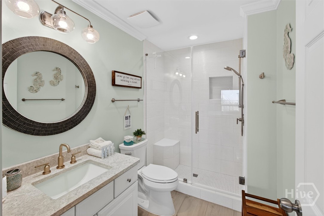 Primary en-suite with walk-in tile shower