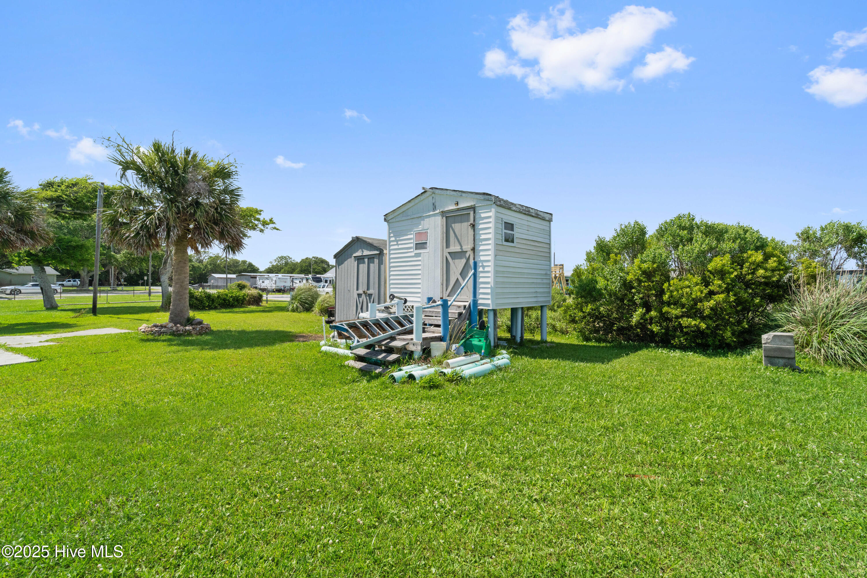 100517629 | Photo 18