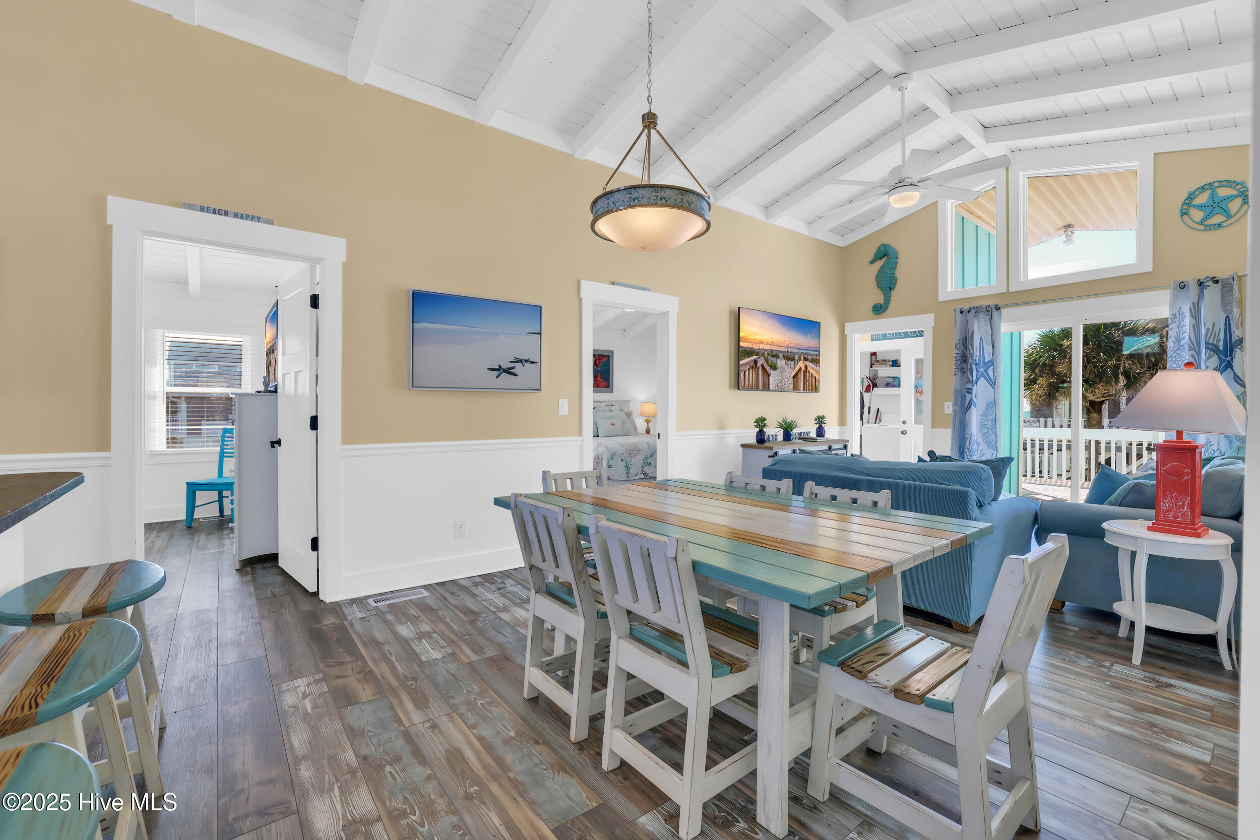 100536286 | Photo 20