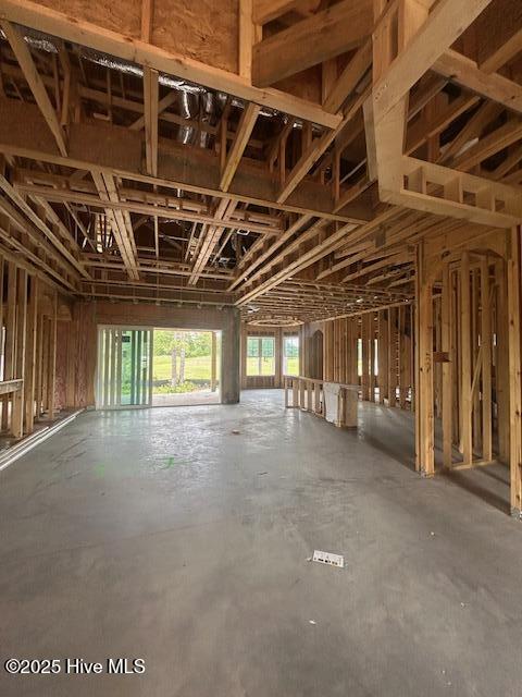 100495669 | Photo 11