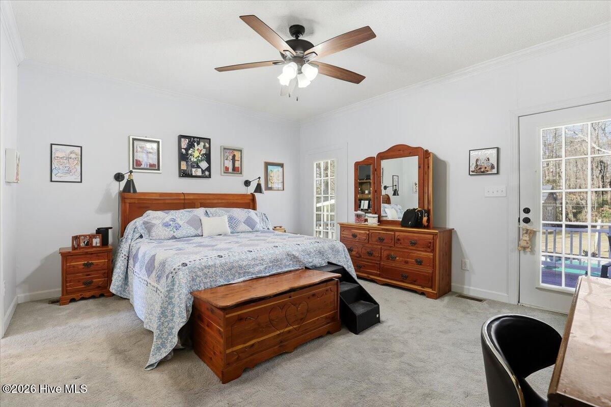 100550668 | Photo 17