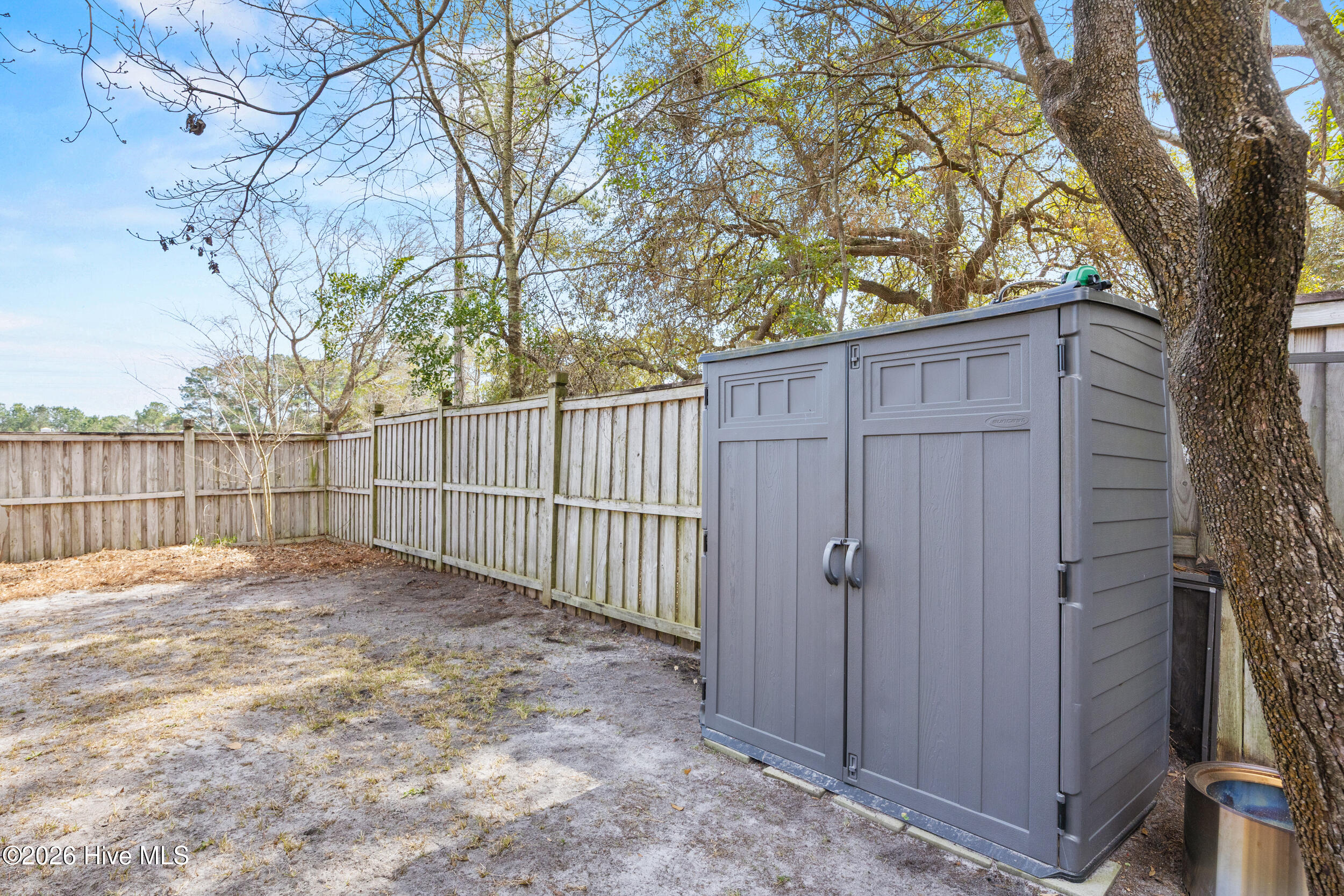 100558579 | Photo 36