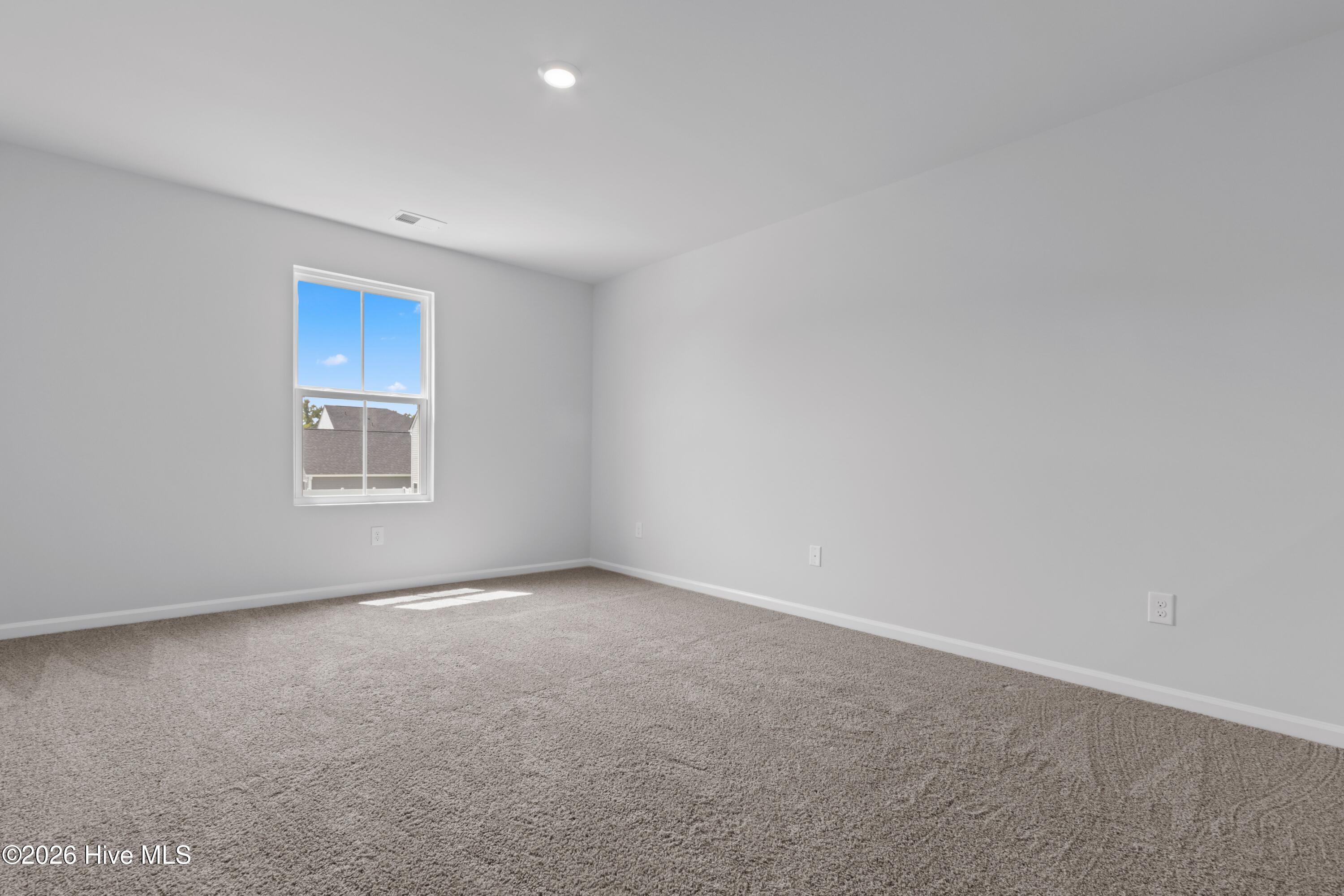 100557656 | Photo 30