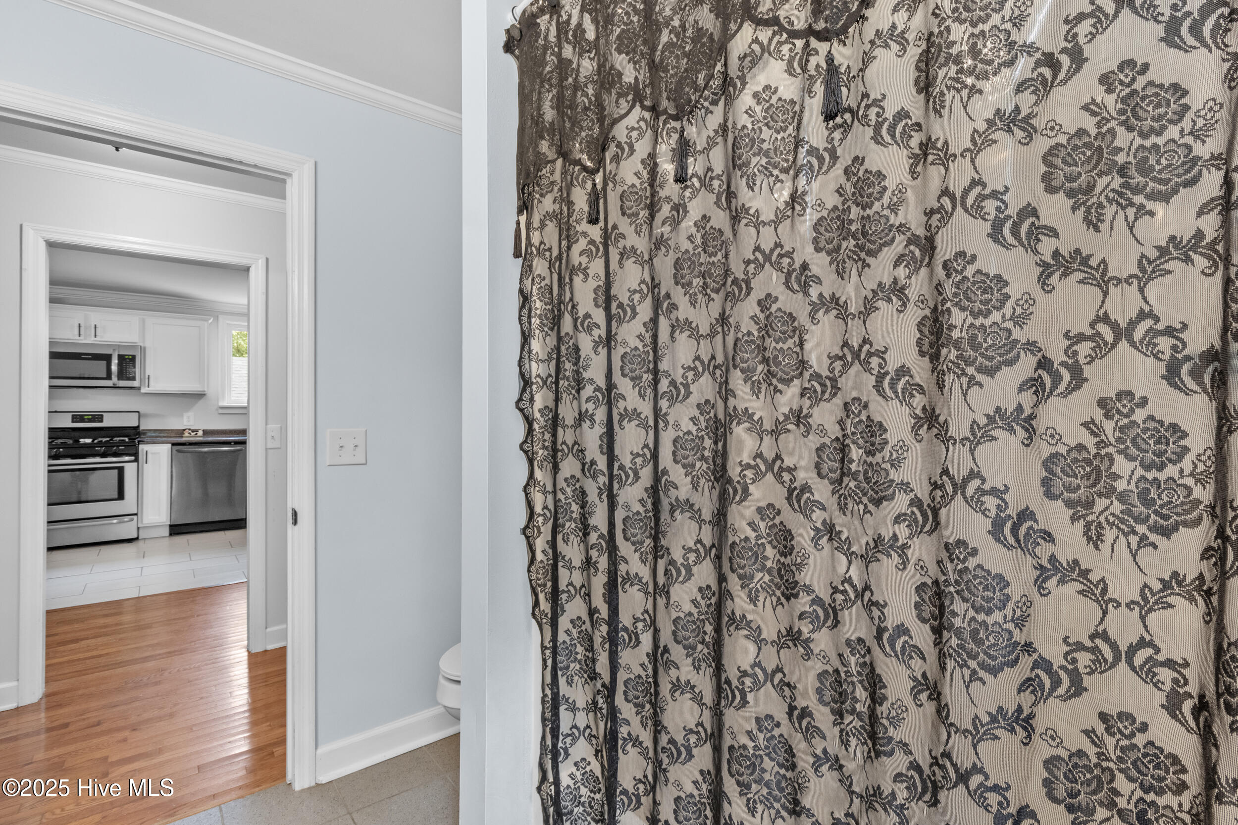 100520819 | Photo 24