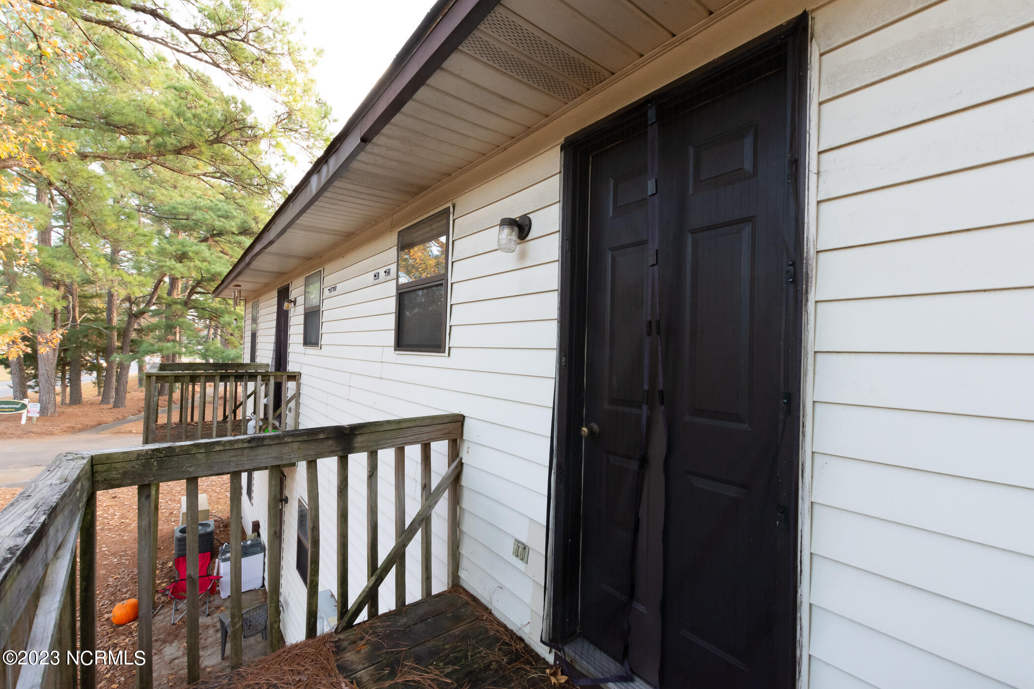 100551262 | Photo 18