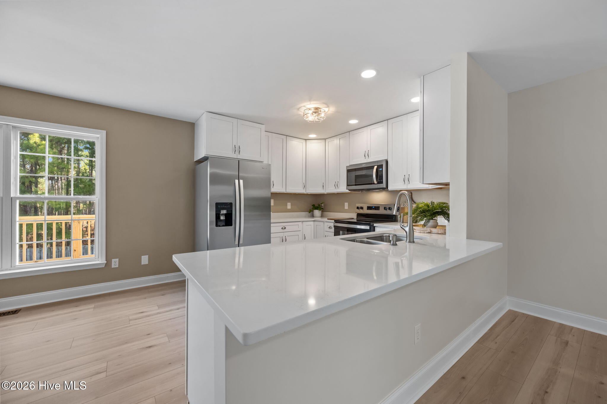 106 Dolphin Drive, Hampstead, NC 28443 Listing Photo  11
