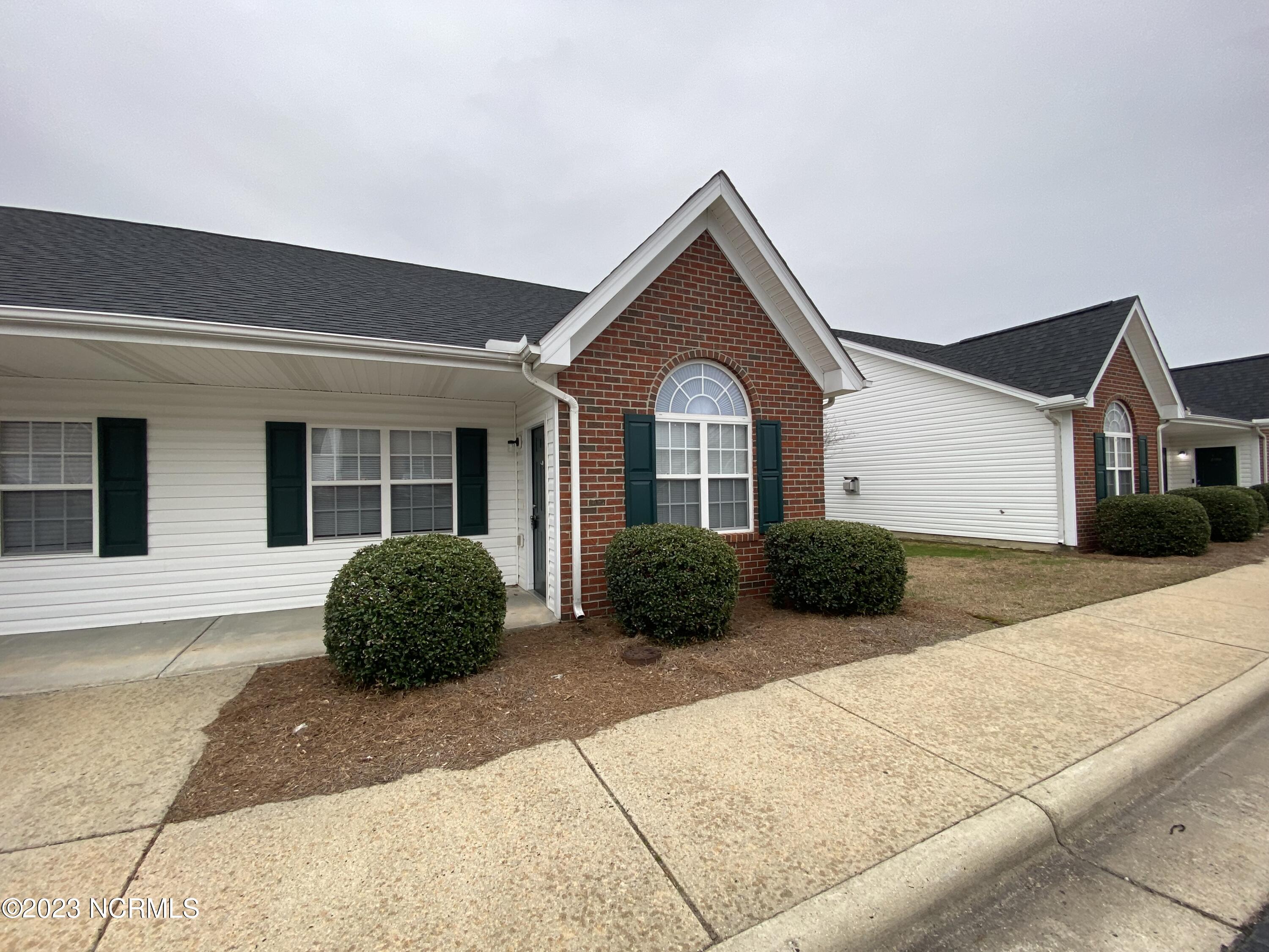 2113 Hurt, Rocky Mount, North Carolina, 2 Bedrooms Bedrooms, 4 Rooms Rooms,1 BathroomBathrooms,Duplex,For sale,Hurt,100568272 2113 Hurt, Rocky Mount, North Carolina, 2 Bedrooms Bedrooms, 4 Rooms Rooms,1 BathroomBathrooms,Duplex,For sale,Hurt,100568272