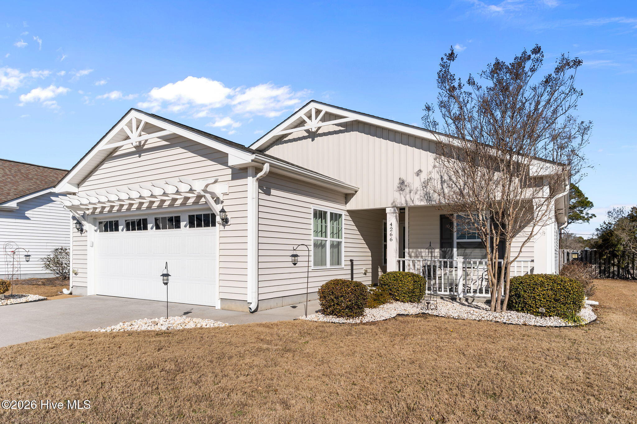 100552951 | Photo 33