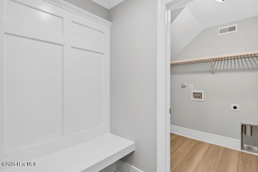 100491701 | Photo 27