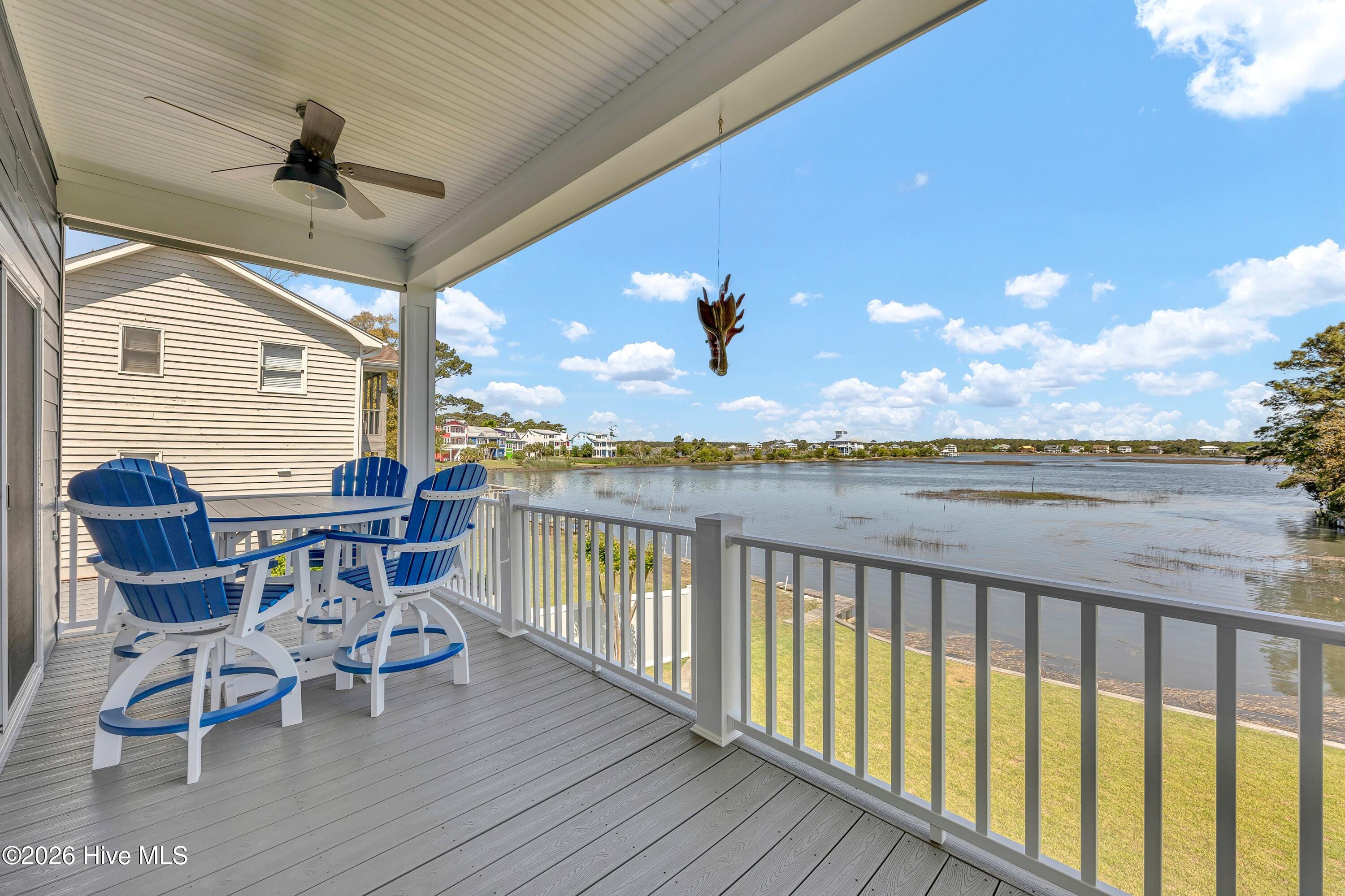 100569369 | Photo 11