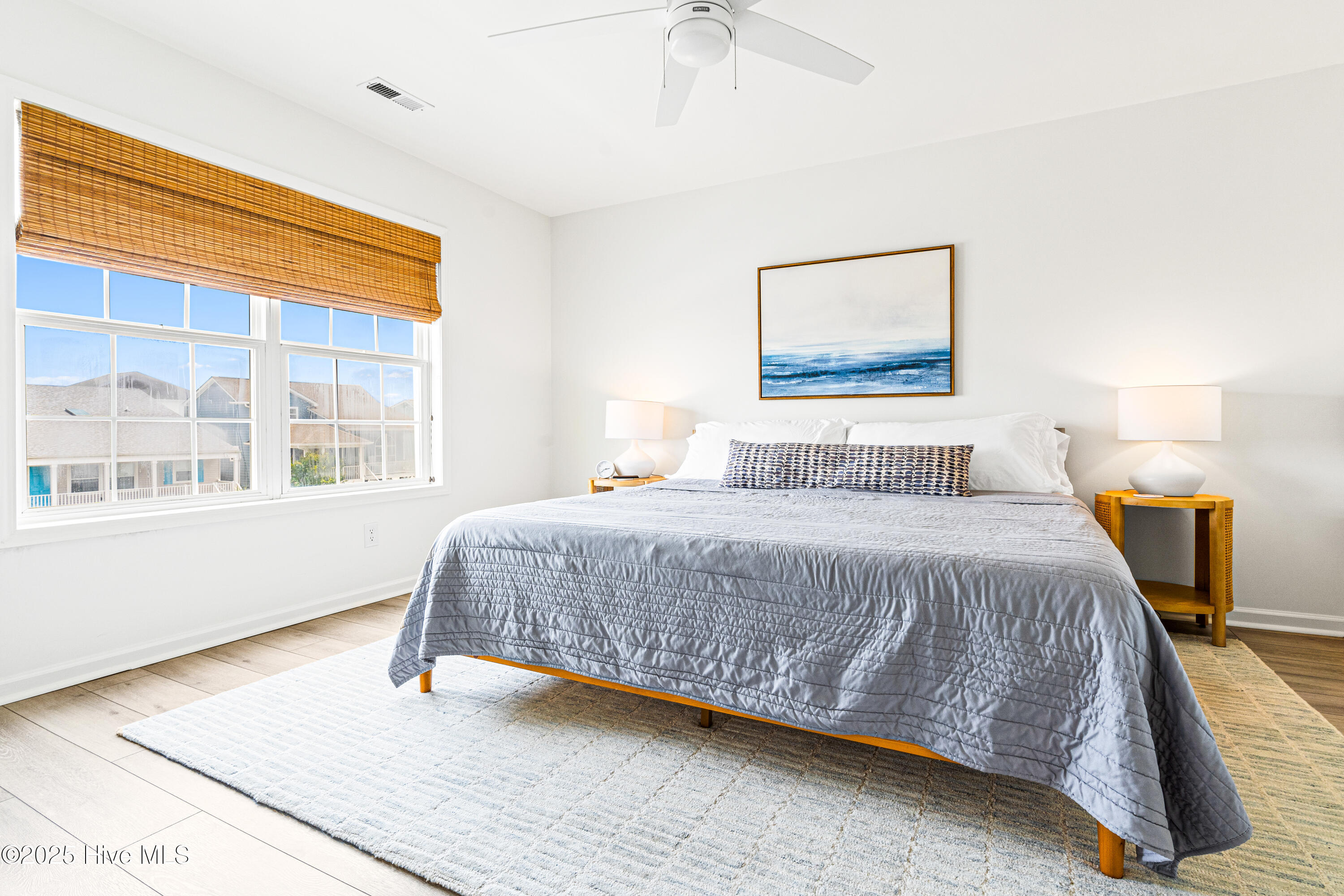 100510863 | Photo 28