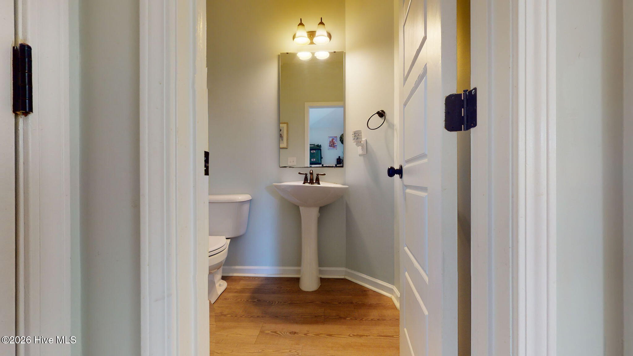 100558979 | Photo 15