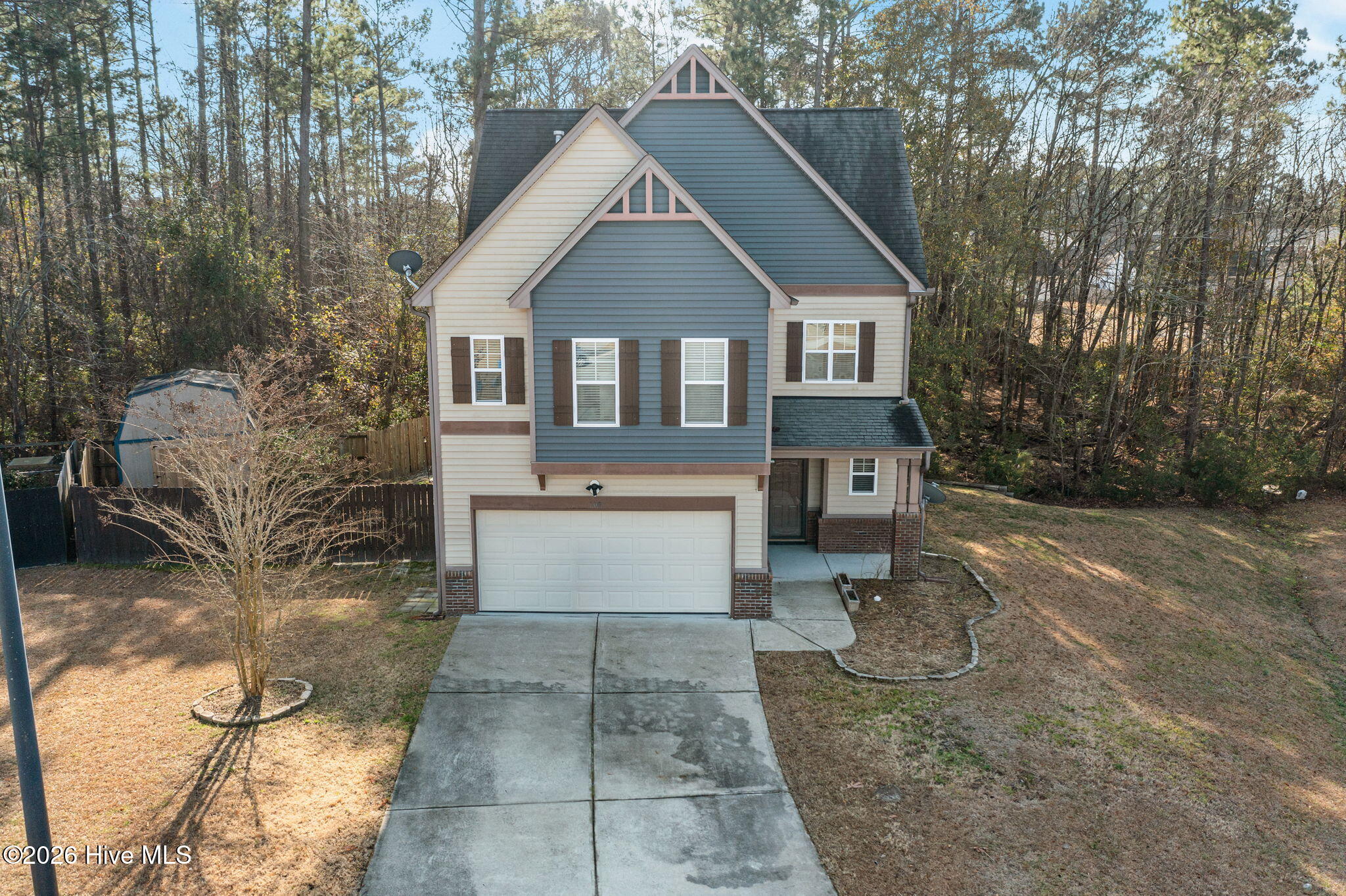 100548967 | Photo 45