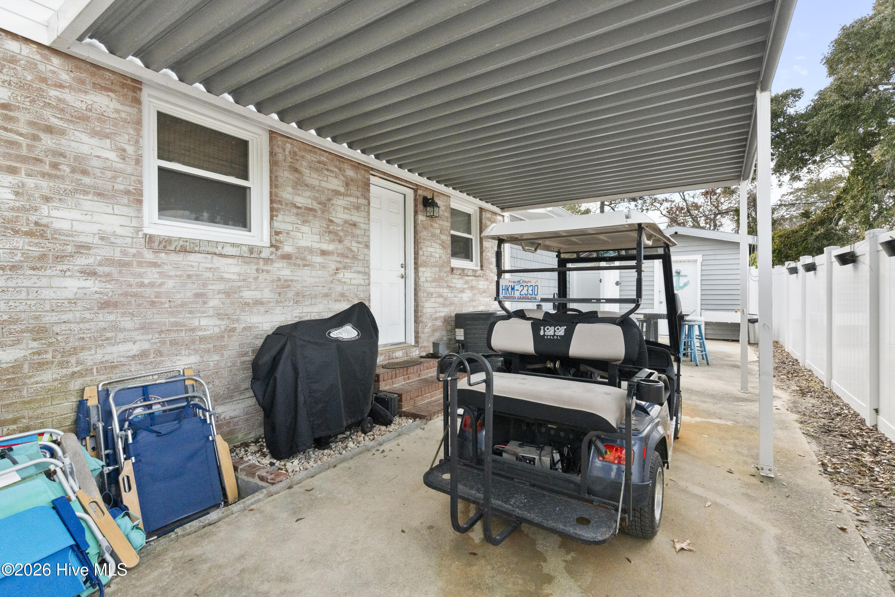 100555391 | Photo 61