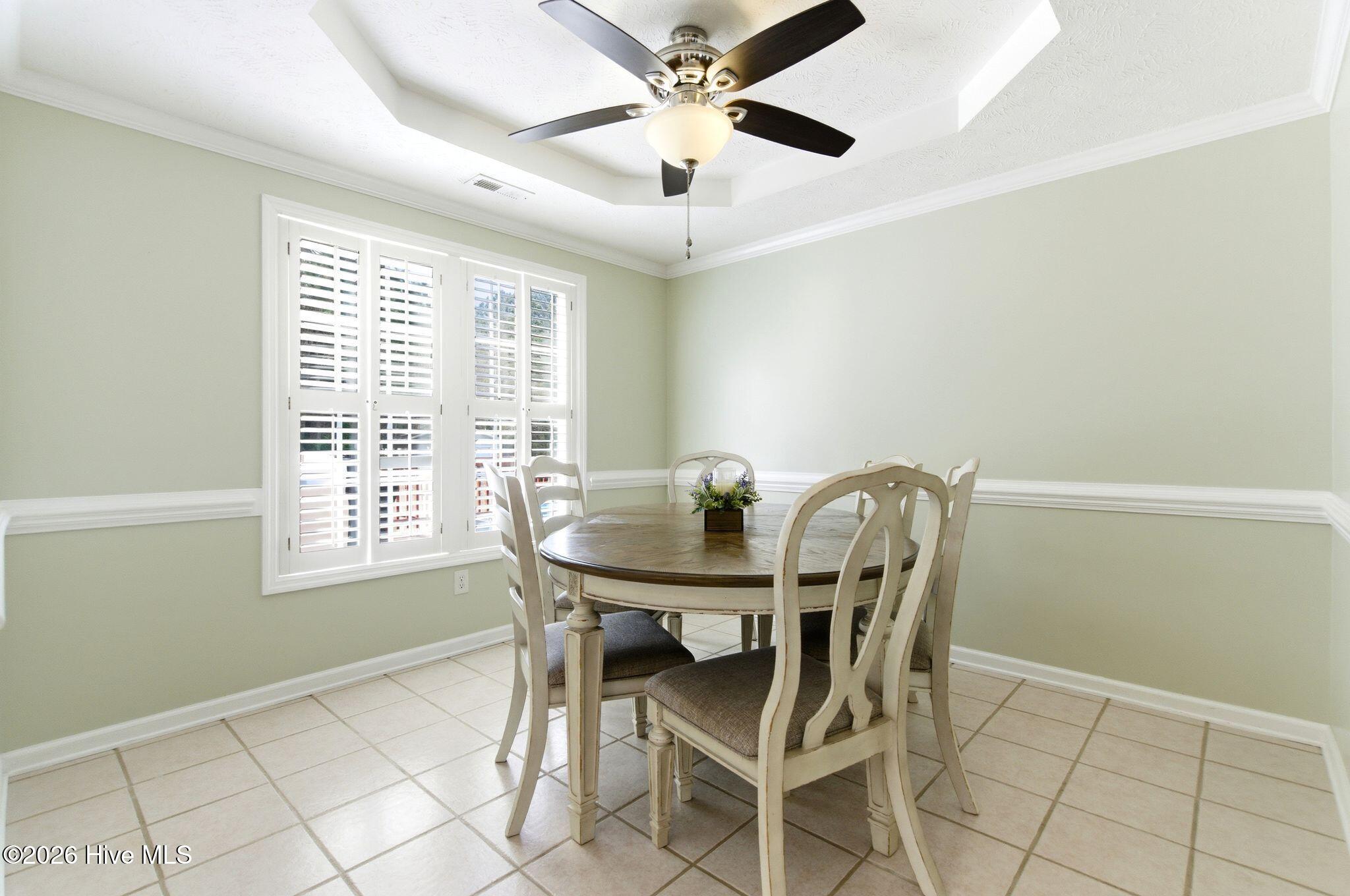 100561408 | Photo 21