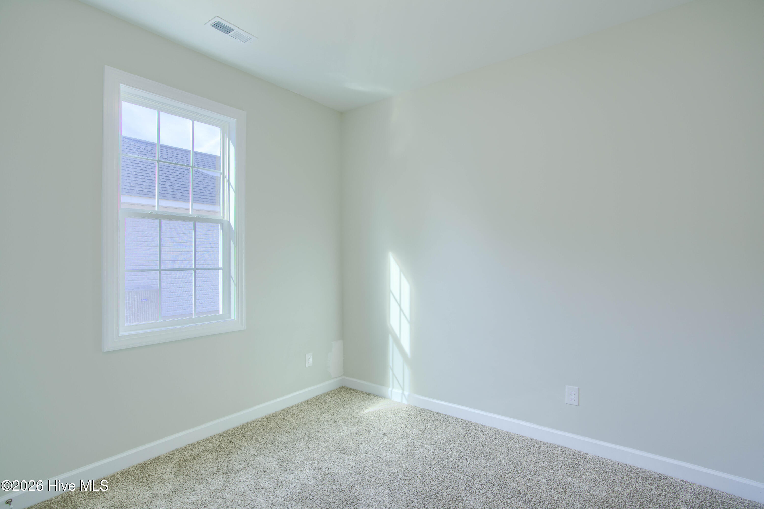 100526868 | Photo 20