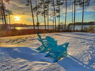 71 Jayne Point, Oriental, NC, 28571