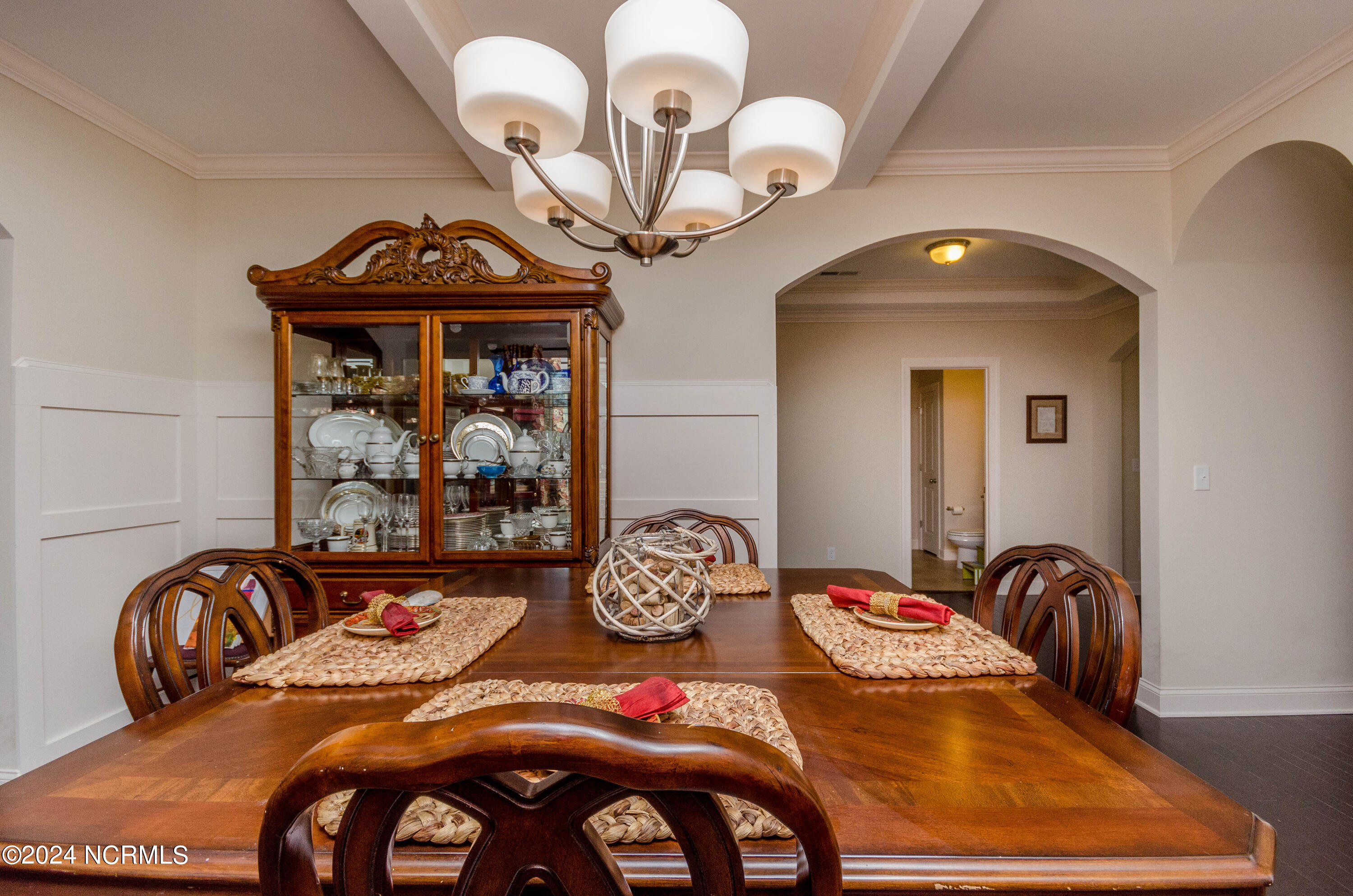 100560622 | Photo 10