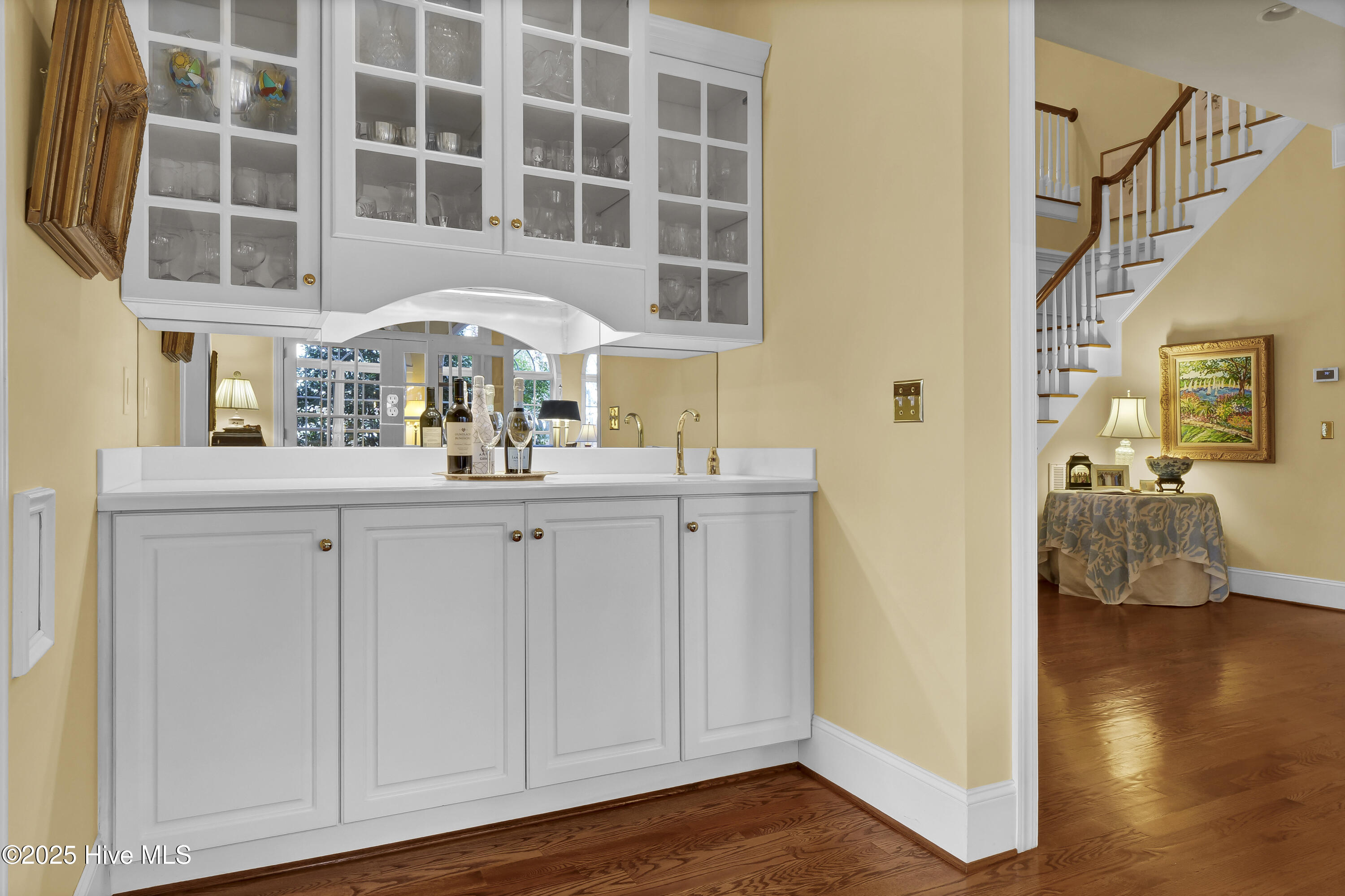 100559823 | Photo 26