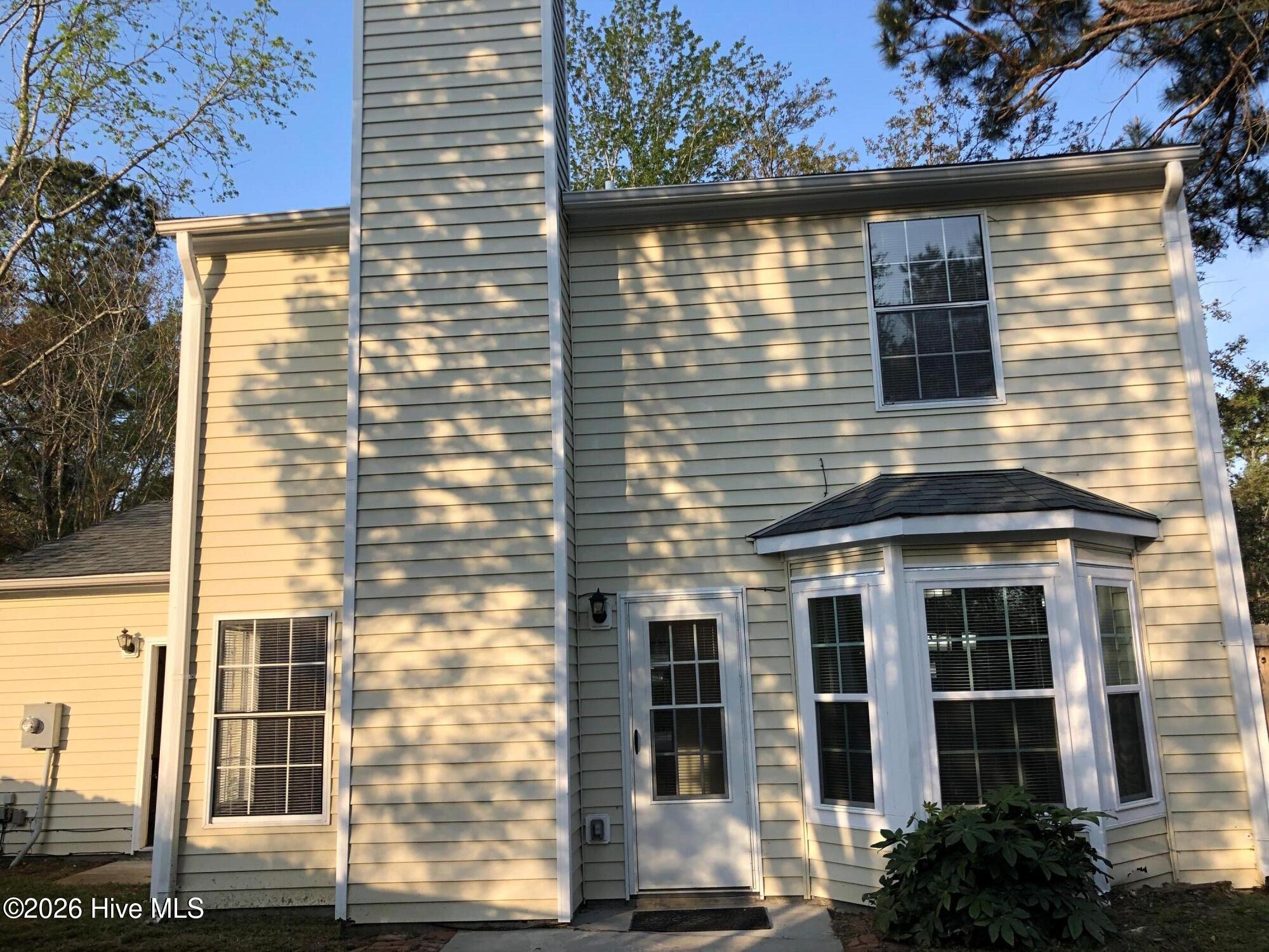 100556487 | Photo 19