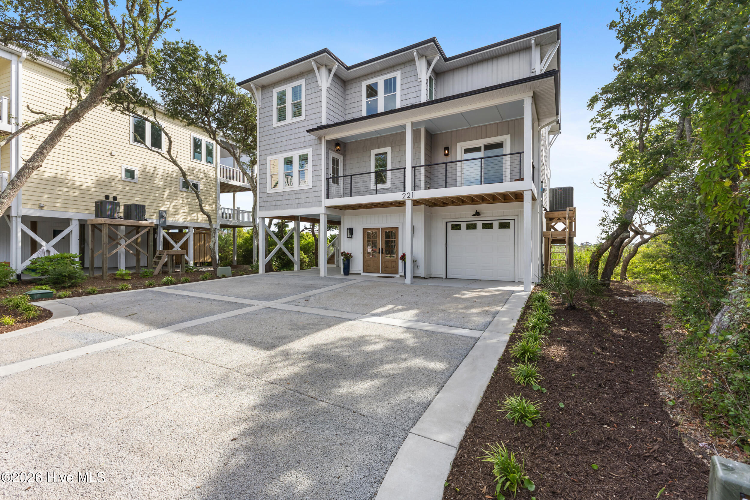 221 Porto Vista Drive,North Topsail Beach