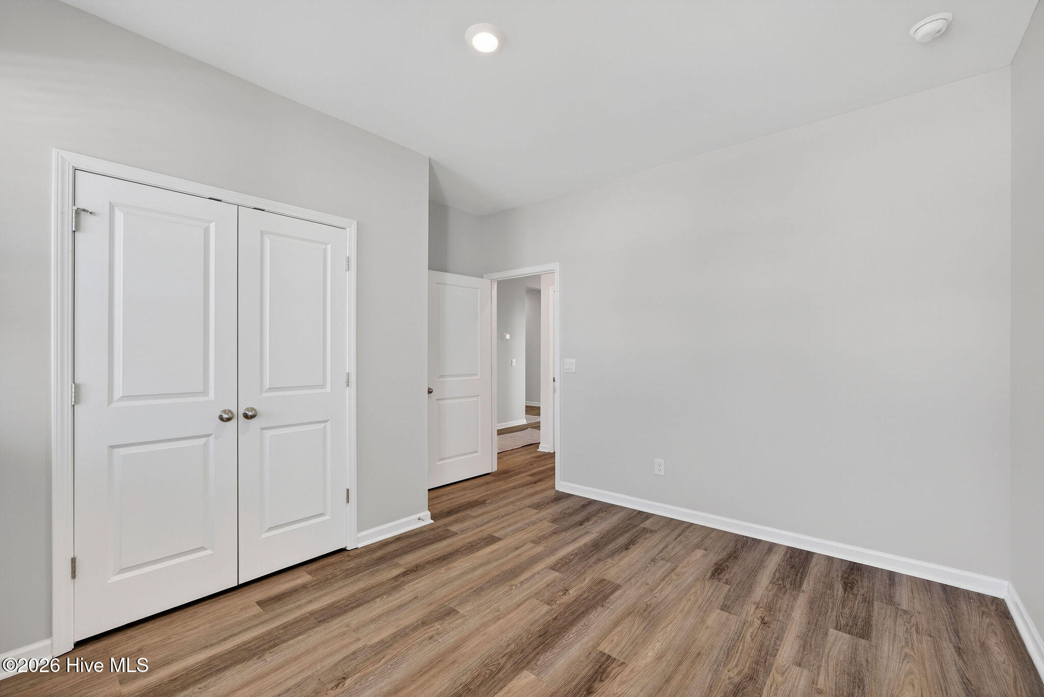 100549291 | Photo 22