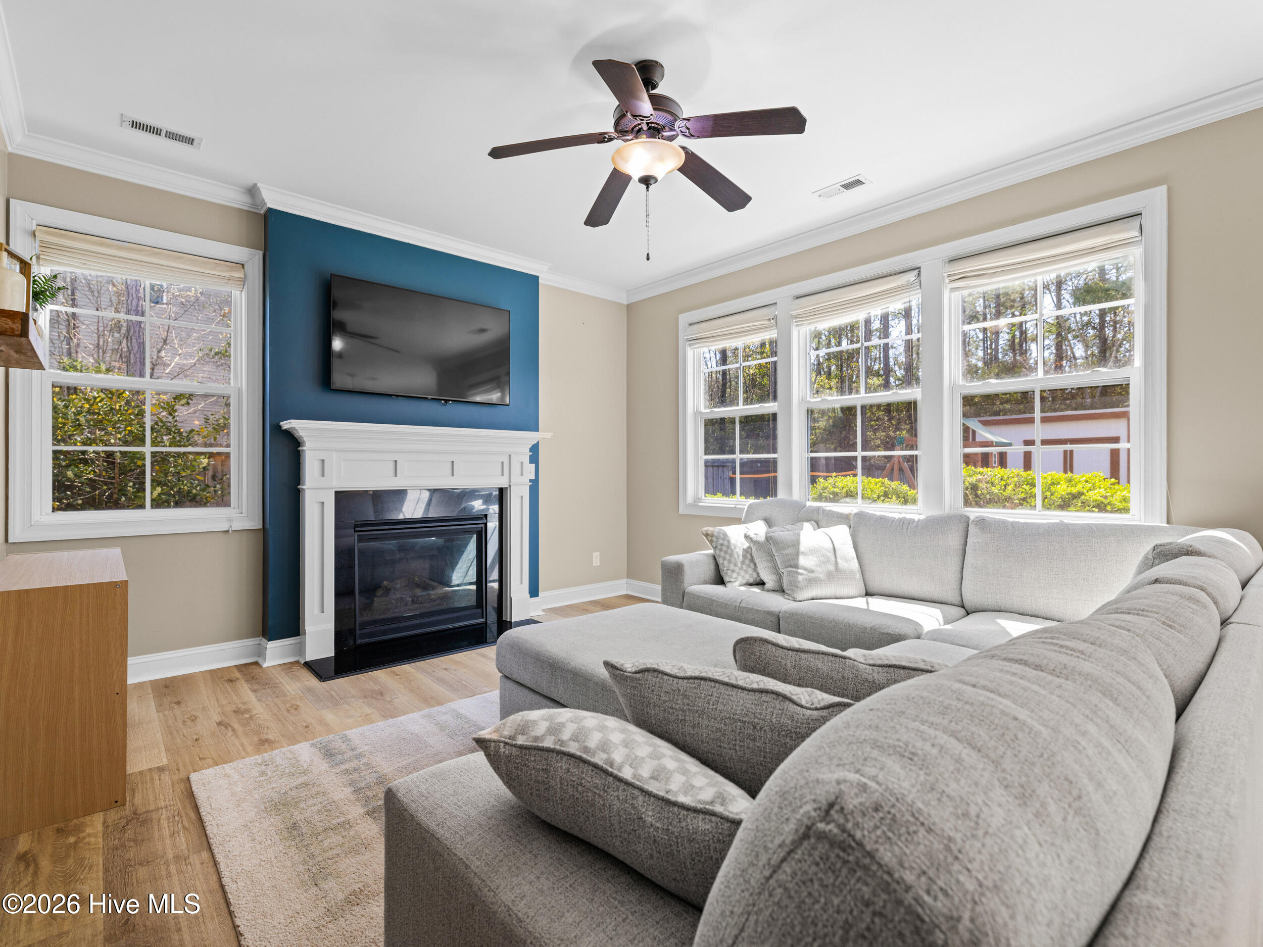 100566633 | Photo 20