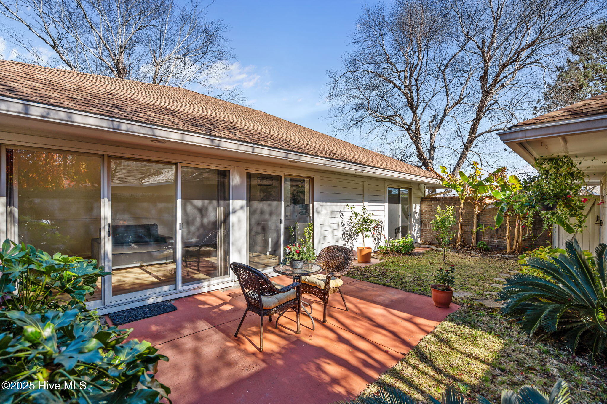 100544988 | Photo 24