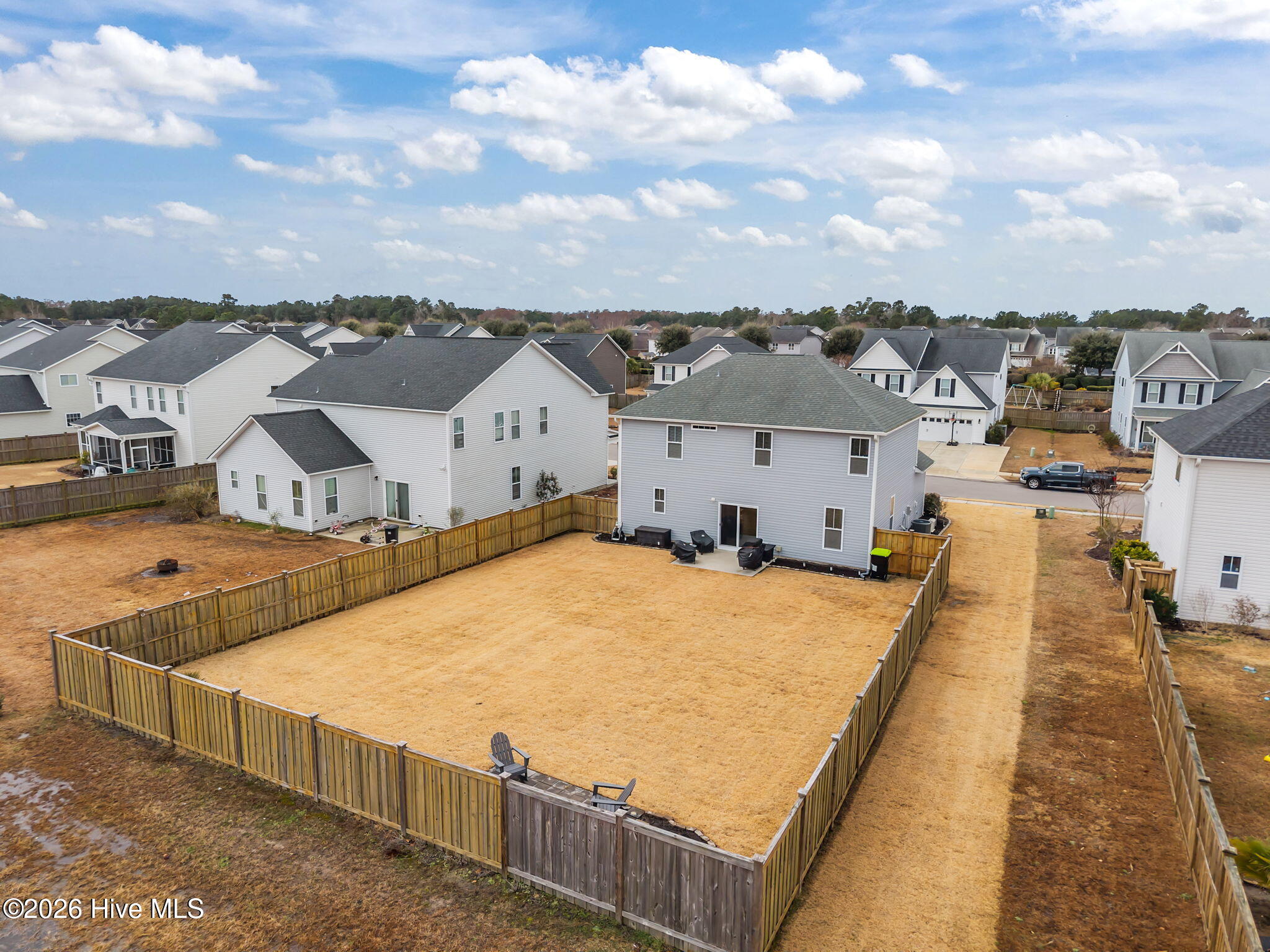 100555693 | Photo 47